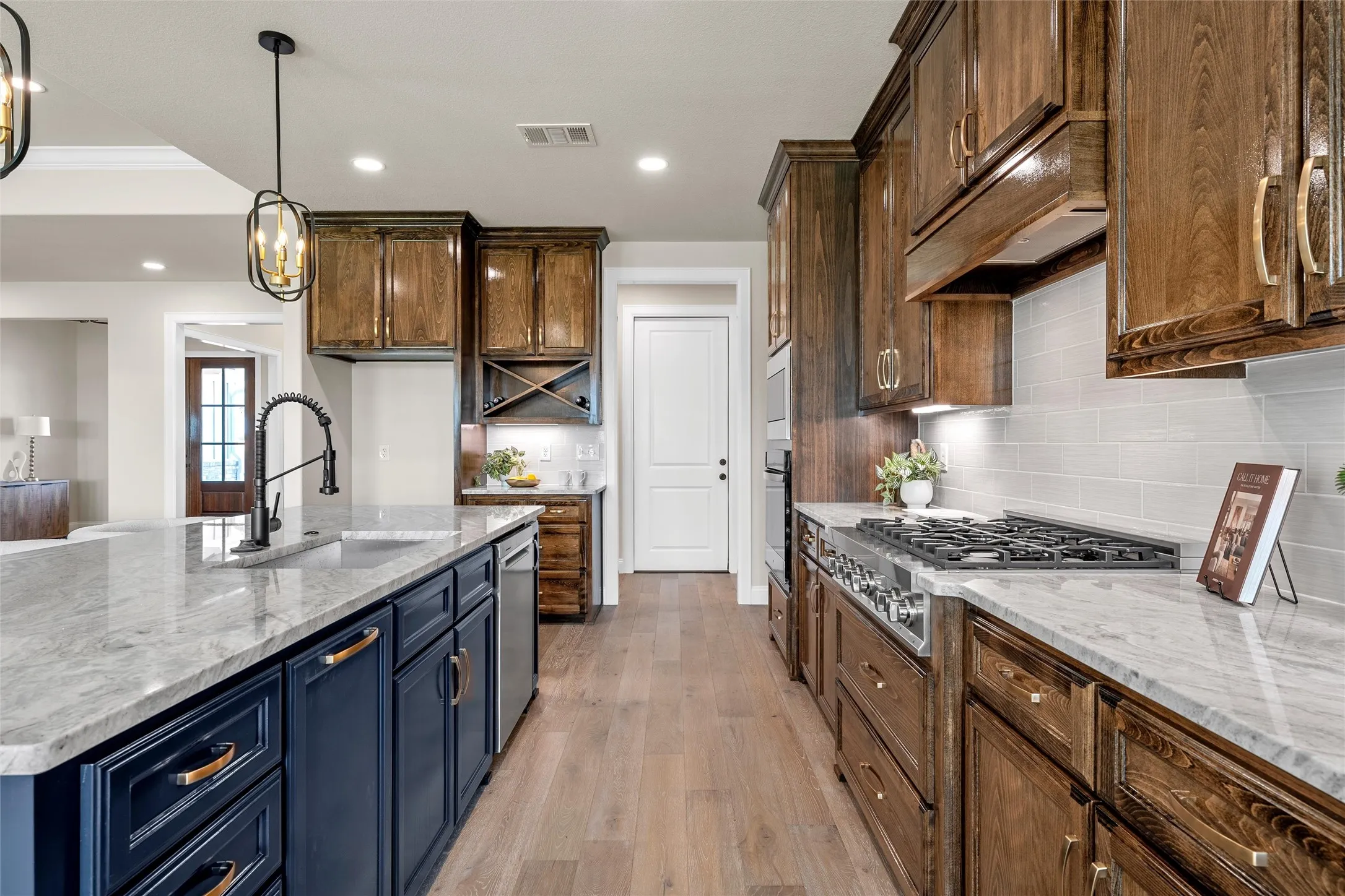 Single Family Residence For Sale in Mc Lennan County , 1025 Galaxy, Woodway, Texas 76712, 4 Bedroom, 4 Bathroom, 2 Garage spaces, 2,938 Sqft, built in 2026, mls#21329038, Real Estate Agent in Woodway, Homes For Sale in Mc Lennan county, Homes For Sale in Woodway, Realtor in Woodway Texas, Real Estate Brokerage Independent Realty Texas, Luminita Cordes Realtor