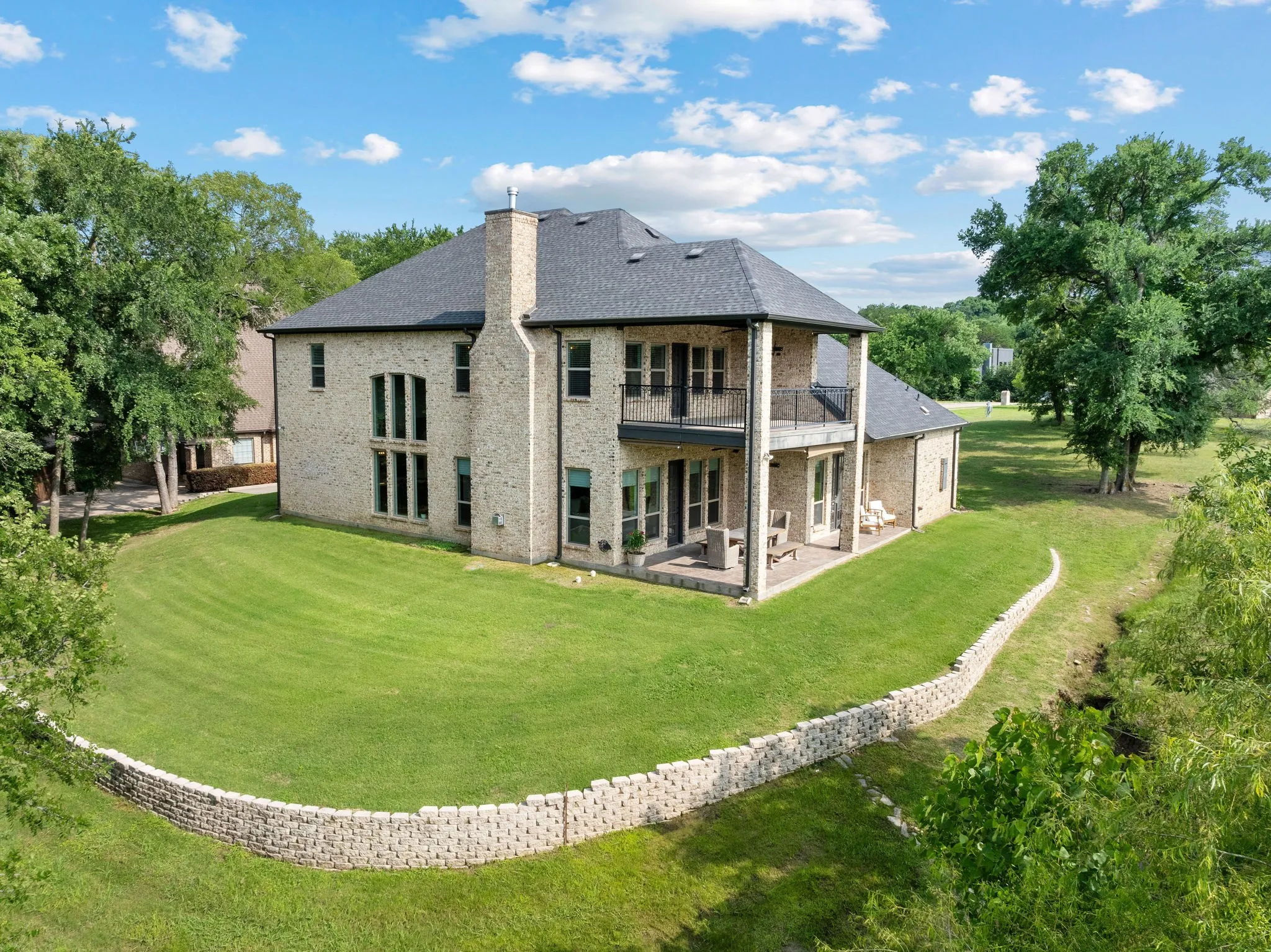 Single Family Residence For Sale in Ellis County , 1803 Sunset Crossing, Cedar Hill, Texas 75104, 4 Bedroom, 4 Bathroom, 2 Garage spaces, 4,107 Sqft, built in 2017, mls#21324280, Real Estate Agent in Cedar Hill, Homes For Sale in Ellis county, Homes For Sale in Cedar Hill, Realtor in Cedar Hill Texas, Real Estate Brokerage Independent Realty Texas, Luminita Cordes Realtor