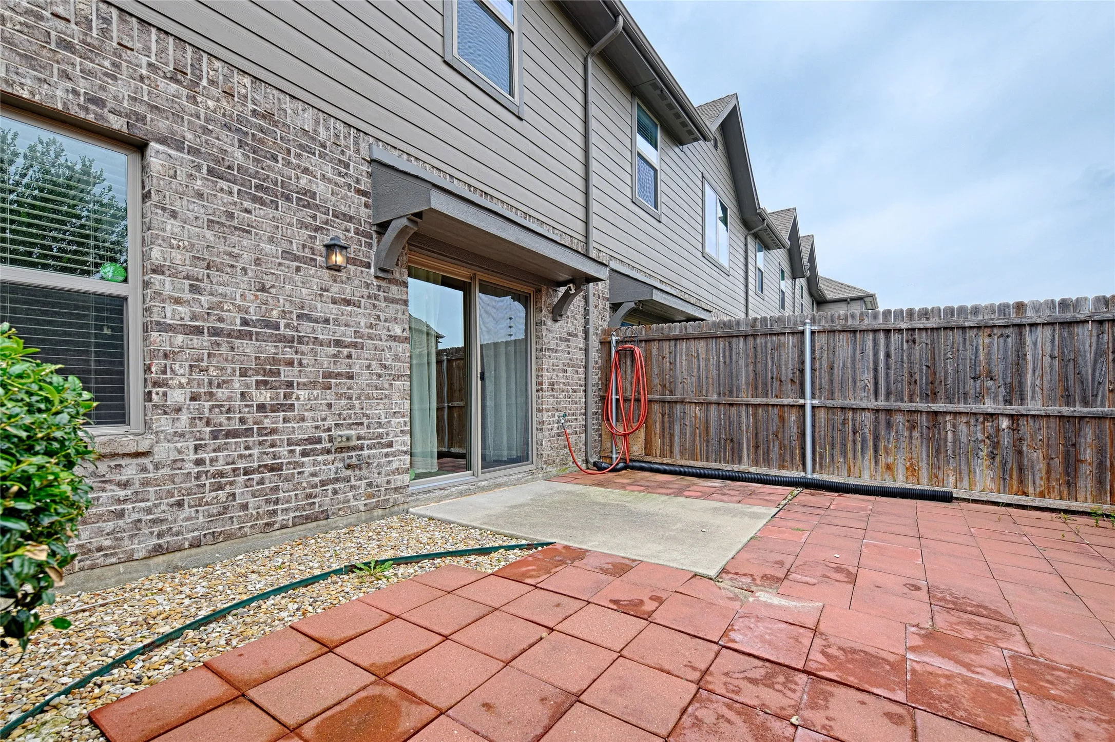 Townhouse For Rent in Collin County , 4771 Bridgewater Street, Plano, Texas 75074, 3 Bedroom, 3 Bathroom, 2 Garage spaces, 1,621 Sqft, built in 2016, Price $2,400, mls#21330370, Real Estate Agent in Plano, Homes For Rent in Collin county, Homes For Rent in Plano, Realtor in Plano Texas, Real Estate Brokerage Independent Realty Texas, Luminita Cordes Realtor