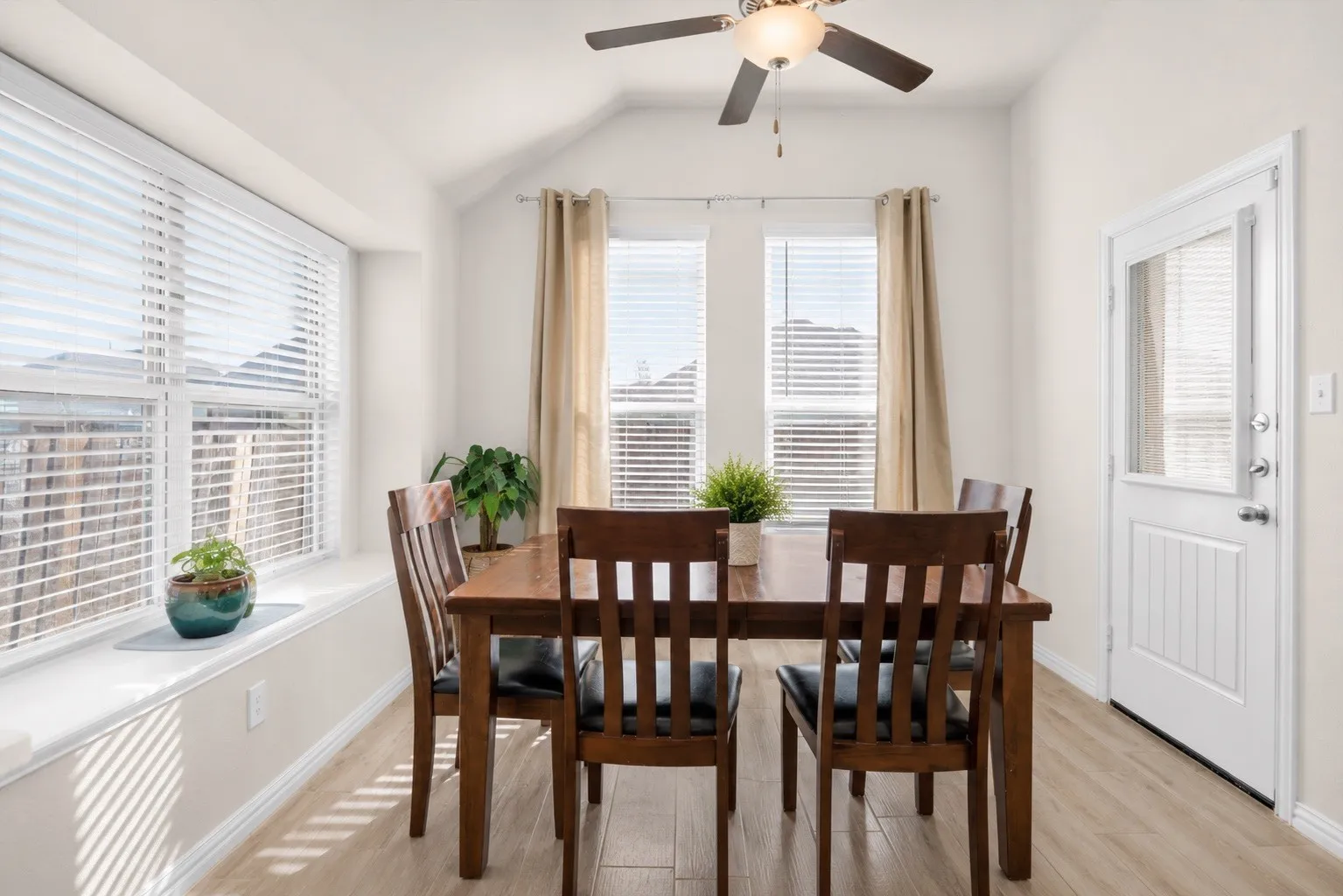 Single Family Residence For Sale in Denton County , 14817 Gilley Lane, Fort Worth, Texas 76052, 4 Bedroom, 3 Bathroom, 2 Garage spaces, 2,123 Sqft, built in 2019, mls#21316186, Real Estate Agent in Fort Worth, Homes For Sale in Denton county, Homes For Sale in Fort Worth, Realtor in Fort Worth Texas, Real Estate Brokerage Independent Realty Texas, Luminita Cordes Realtor