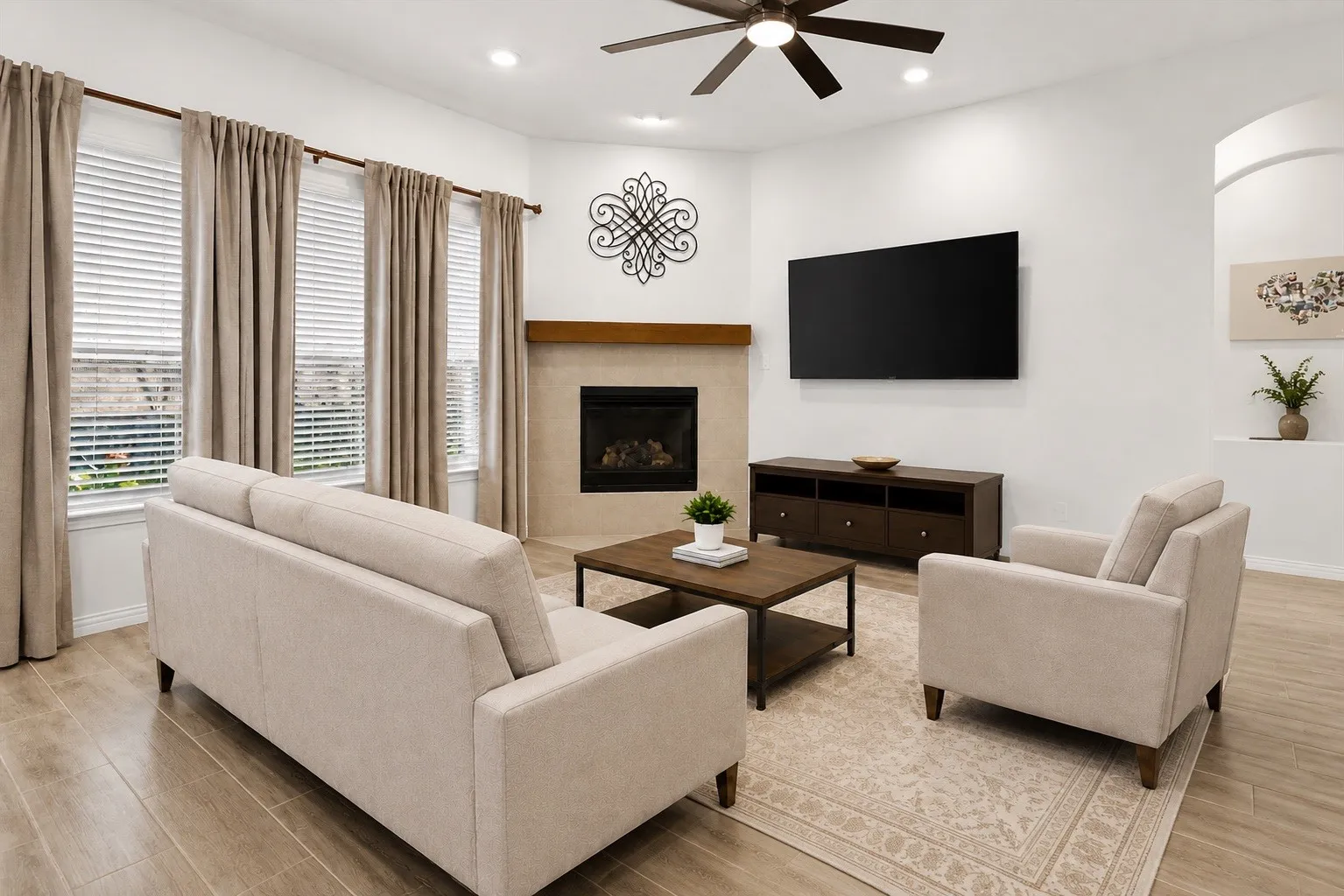 Single Family Residence For Sale in Denton County , 14817 Gilley Lane, Fort Worth, Texas 76052, 4 Bedroom, 3 Bathroom, 2 Garage spaces, 2,123 Sqft, built in 2019, mls#21316186, Real Estate Agent in Fort Worth, Homes For Sale in Denton county, Homes For Sale in Fort Worth, Realtor in Fort Worth Texas, Real Estate Brokerage Independent Realty Texas, Luminita Cordes Realtor