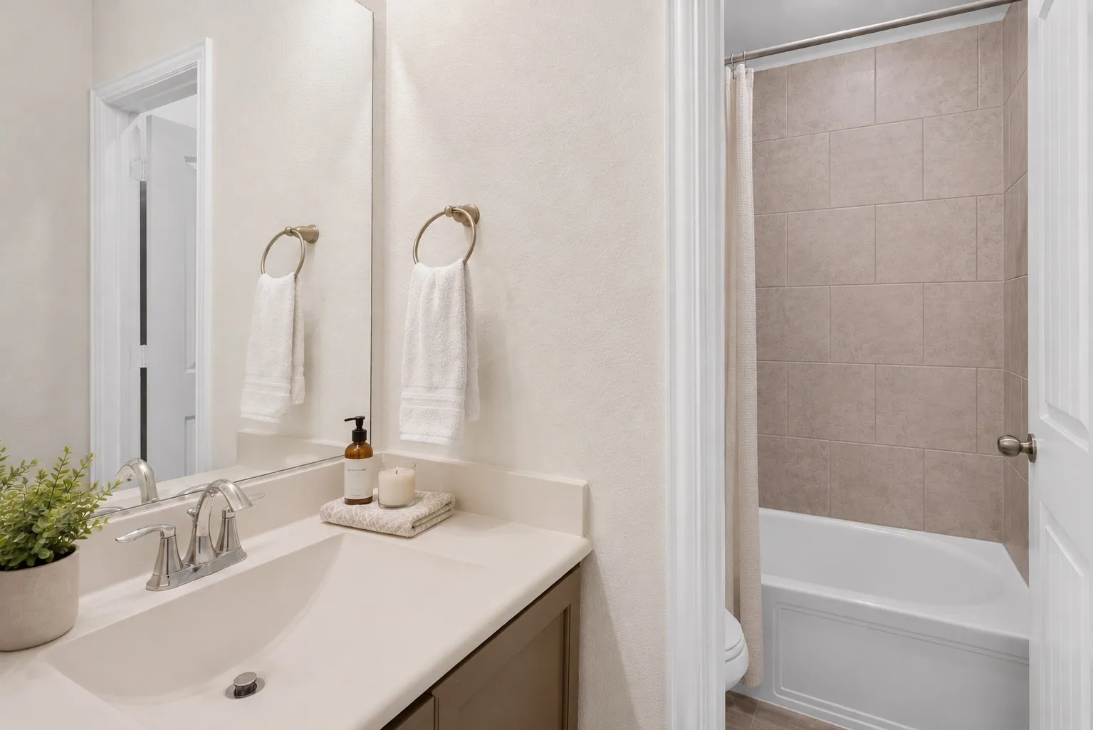 Single Family Residence For Sale in Denton County , 14817 Gilley Lane, Fort Worth, Texas 76052, 4 Bedroom, 3 Bathroom, 2 Garage spaces, 2,123 Sqft, built in 2019, mls#21316186, Real Estate Agent in Fort Worth, Homes For Sale in Denton county, Homes For Sale in Fort Worth, Realtor in Fort Worth Texas, Real Estate Brokerage Independent Realty Texas, Luminita Cordes Realtor