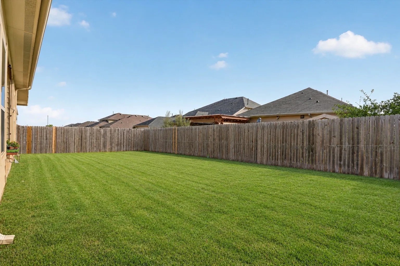 Single Family Residence For Sale in Denton County , 14817 Gilley Lane, Fort Worth, Texas 76052, 4 Bedroom, 3 Bathroom, 2 Garage spaces, 2,123 Sqft, built in 2019, mls#21316186, Real Estate Agent in Fort Worth, Homes For Sale in Denton county, Homes For Sale in Fort Worth, Realtor in Fort Worth Texas, Real Estate Brokerage Independent Realty Texas, Luminita Cordes Realtor