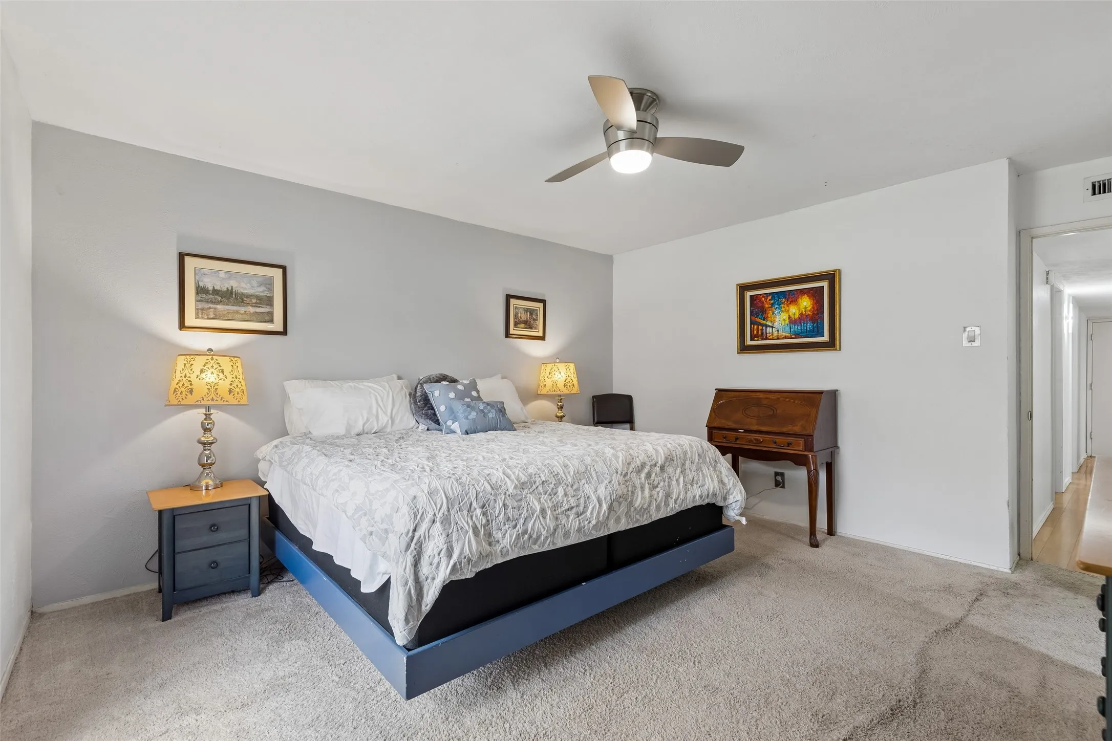 Single Family Residence For Sale in Denton County , 713 Kathryn Drive, Lewisville, Texas 75067, 3 Bedroom, 2 Bathroom, 2 Garage spaces, 1,902 Sqft, built in 1973, mls#21327673, Real Estate Agent in Lewisville, Homes For Sale in Denton county, Homes For Sale in Lewisville, Realtor in Lewisville Texas, Real Estate Brokerage Independent Realty Texas, Luminita Cordes Realtor