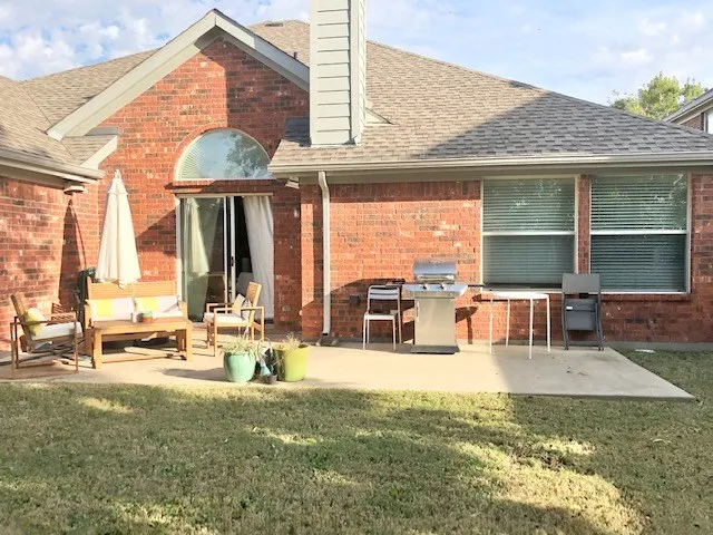Single Family Residence For Rent in Denton County , 13221 Bavarian Drive, Frisco, Texas 75033, 3 Bedroom, 2 Bathroom, 2 Garage spaces, 2,145 Sqft, built in 2003, mls#21330506, Real Estate Agent in Frisco, Homes For Rent in Denton county, Homes For Rent in Frisco, Realtor in Frisco Texas, Real Estate Brokerage Independent Realty Texas, Luminita Cordes Realtor