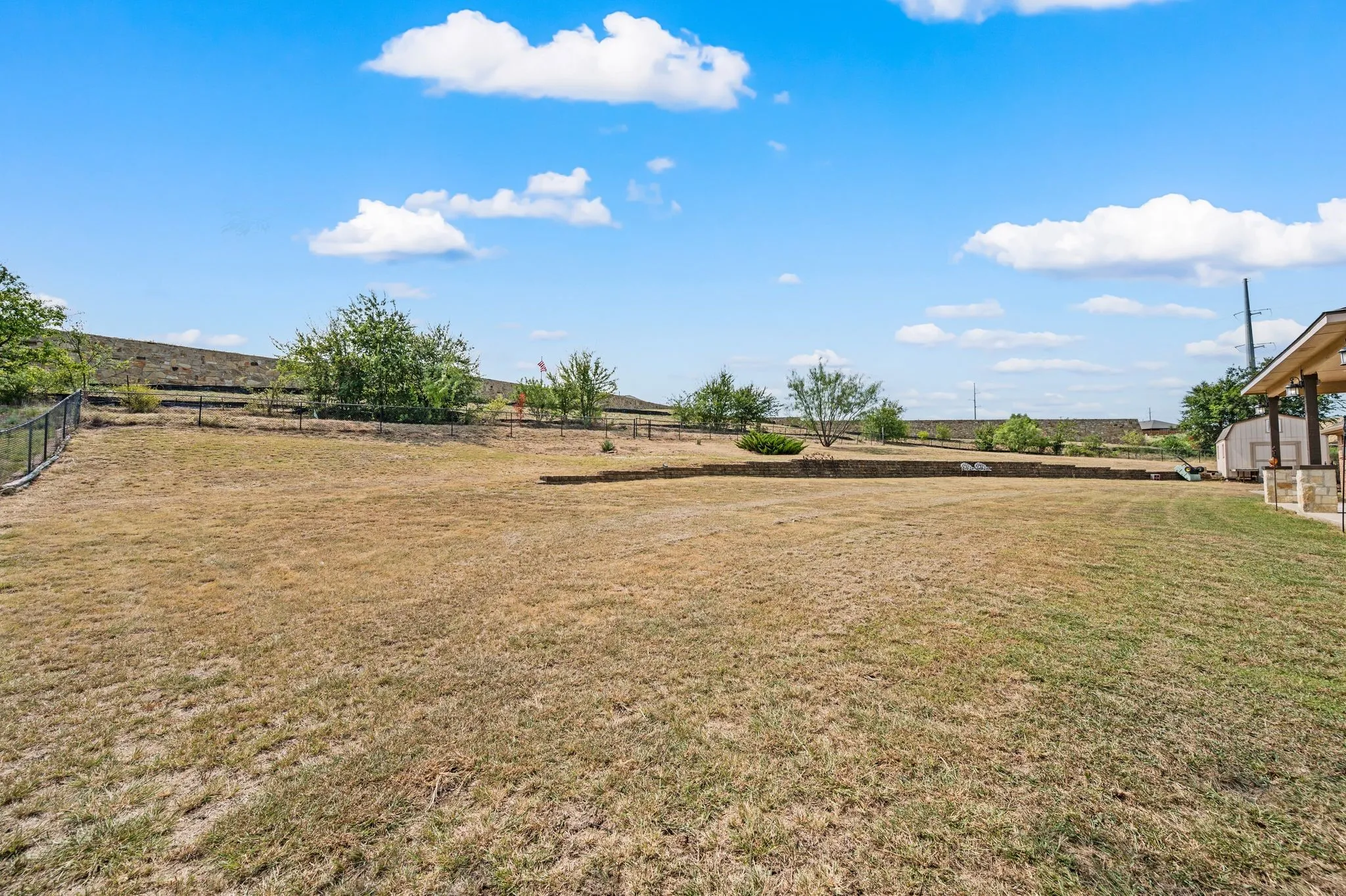 Single Family Residence For Sale in Wise County , 1110 Mount Lane, Rhome, Texas 76078, 4 Bedroom, 3 Bathroom, 3 Garage spaces, 2,931 Sqft, built in 2000, mls#21329971, Real Estate Agent in Rhome, Homes For Sale in Wise county, Homes For Sale in Rhome, Realtor in Rhome Texas, Real Estate Brokerage Independent Realty Texas, Luminita Cordes Realtor