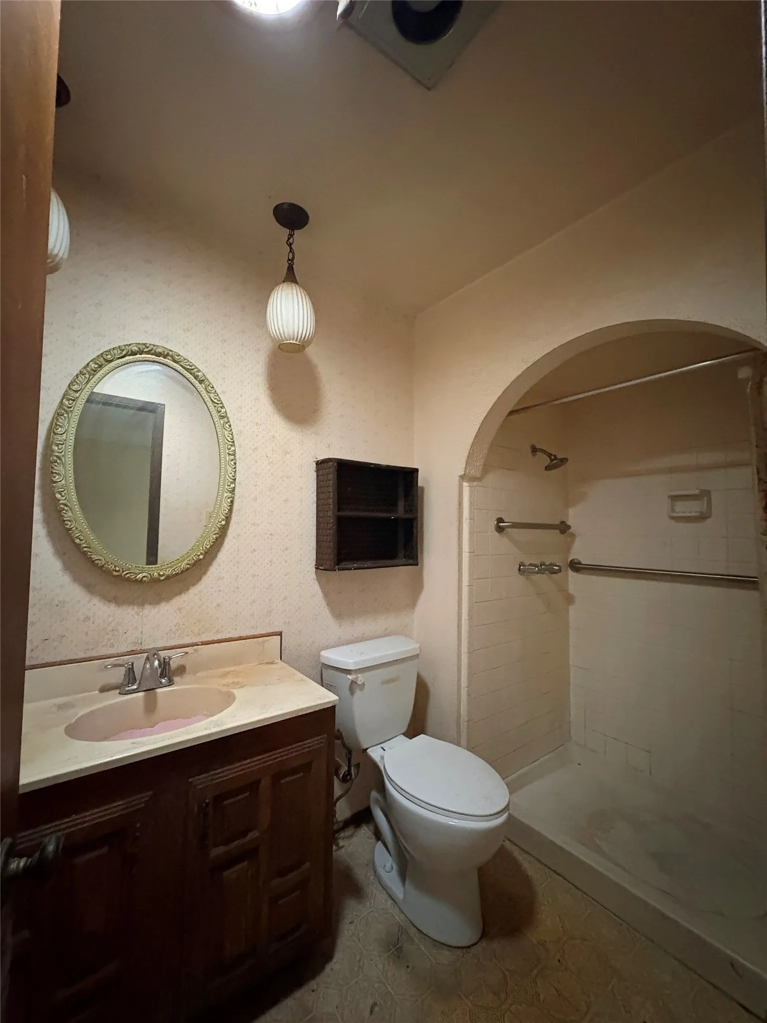 Single Family Residence For Sale in Dallas County , 8516 Londonderry Lane, Dallas, Texas 75228, 3 Bedroom, 2 Bathroom, 2 Garage spaces, 1,667 Sqft, built in 1977, mls#21329844, Real Estate Agent in Dallas, Homes For Sale in Dallas county, Homes For Sale in Dallas, Realtor in Dallas Texas, Real Estate Brokerage Independent Realty Texas, Luminita Cordes Realtor