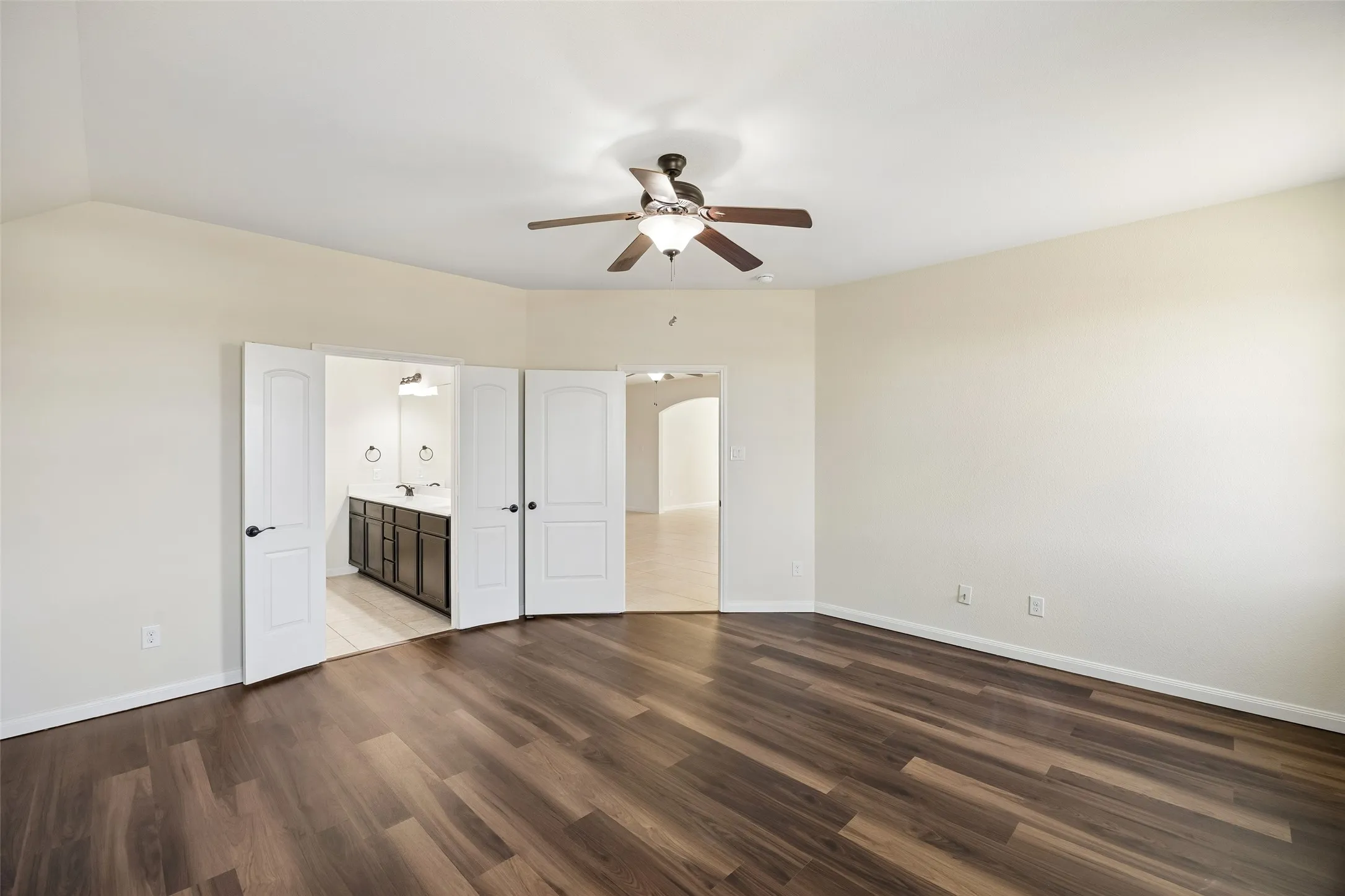 Single Family Residence For Sale in Collin County , 447 Lipizzan Lane, Celina, Texas 75009, 4 Bedroom, 2 Bathroom, 2 Garage spaces, 1,969 Sqft, built in 2015, mls#21319656, Real Estate Agent in Celina, Homes For Sale in Collin county, Homes For Sale in Celina, Realtor in Celina Texas, Real Estate Brokerage Independent Realty Texas, Luminita Cordes Realtor