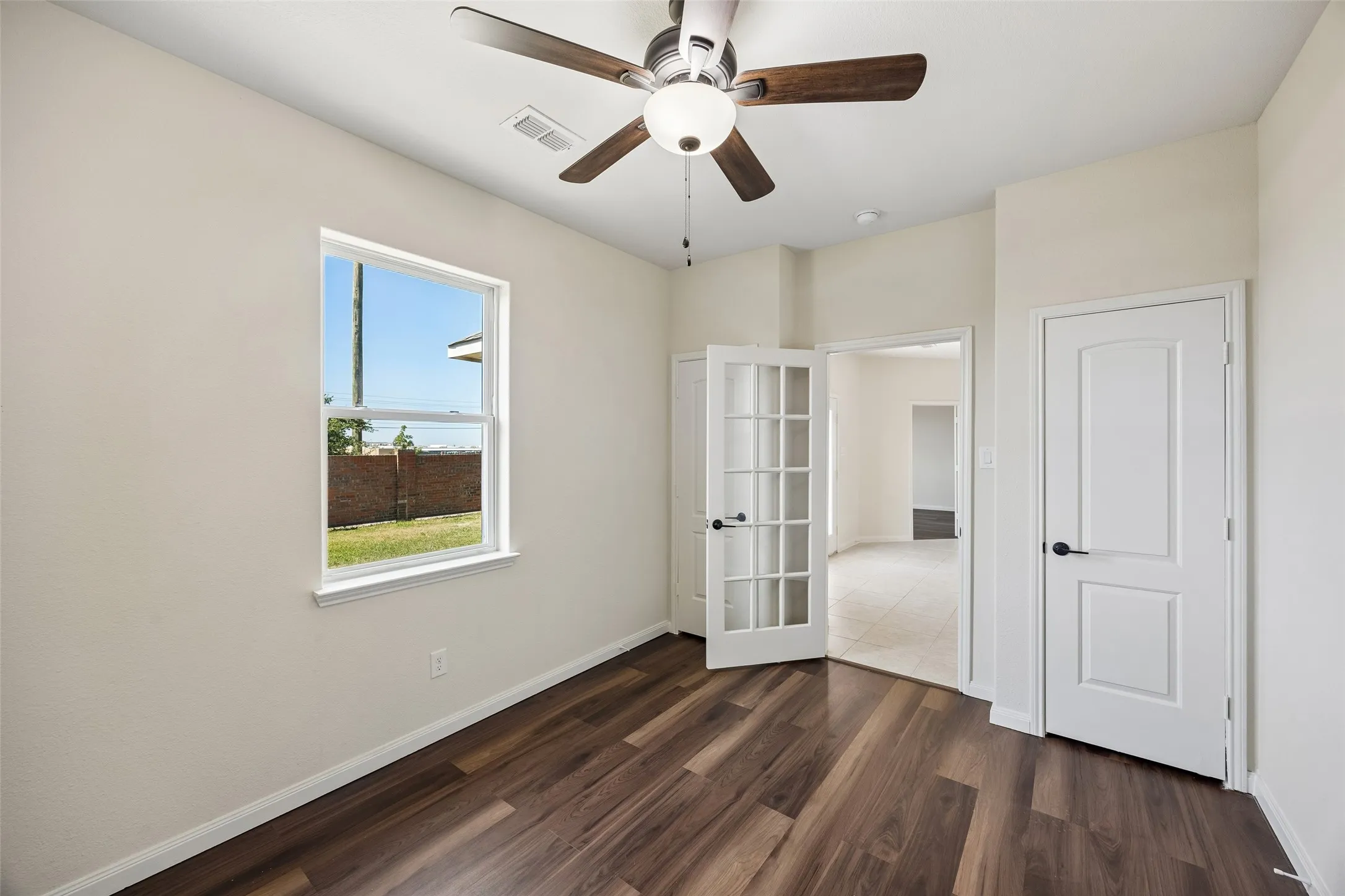 Single Family Residence For Sale in Collin County , 447 Lipizzan Lane, Celina, Texas 75009, 4 Bedroom, 2 Bathroom, 2 Garage spaces, 1,969 Sqft, built in 2015, mls#21319656, Real Estate Agent in Celina, Homes For Sale in Collin county, Homes For Sale in Celina, Realtor in Celina Texas, Real Estate Brokerage Independent Realty Texas, Luminita Cordes Realtor