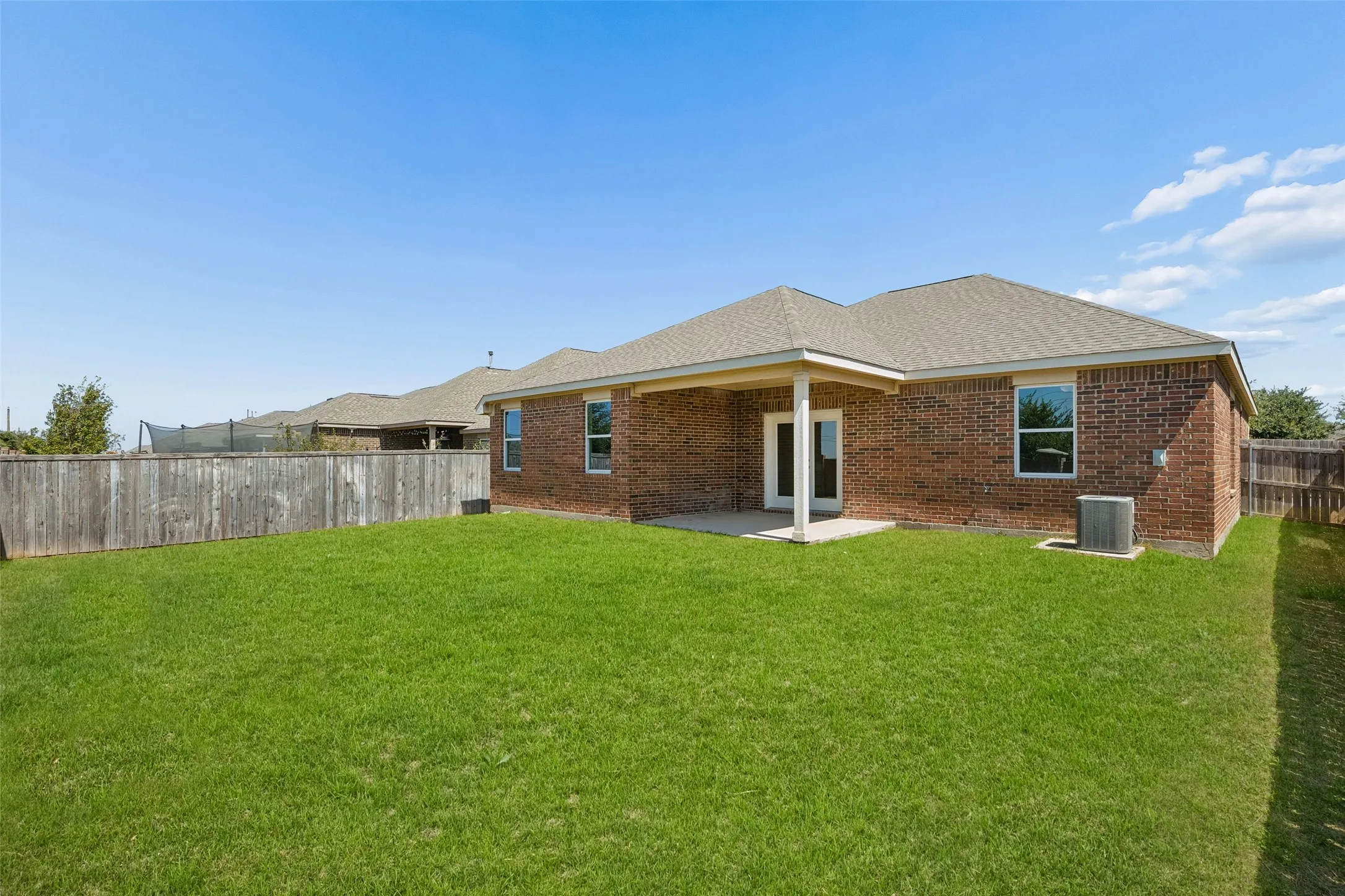 Single Family Residence For Sale in Collin County , 447 Lipizzan Lane, Celina, Texas 75009, 4 Bedroom, 2 Bathroom, 2 Garage spaces, 1,969 Sqft, built in 2015, mls#21319656, Real Estate Agent in Celina, Homes For Sale in Collin county, Homes For Sale in Celina, Realtor in Celina Texas, Real Estate Brokerage Independent Realty Texas, Luminita Cordes Realtor