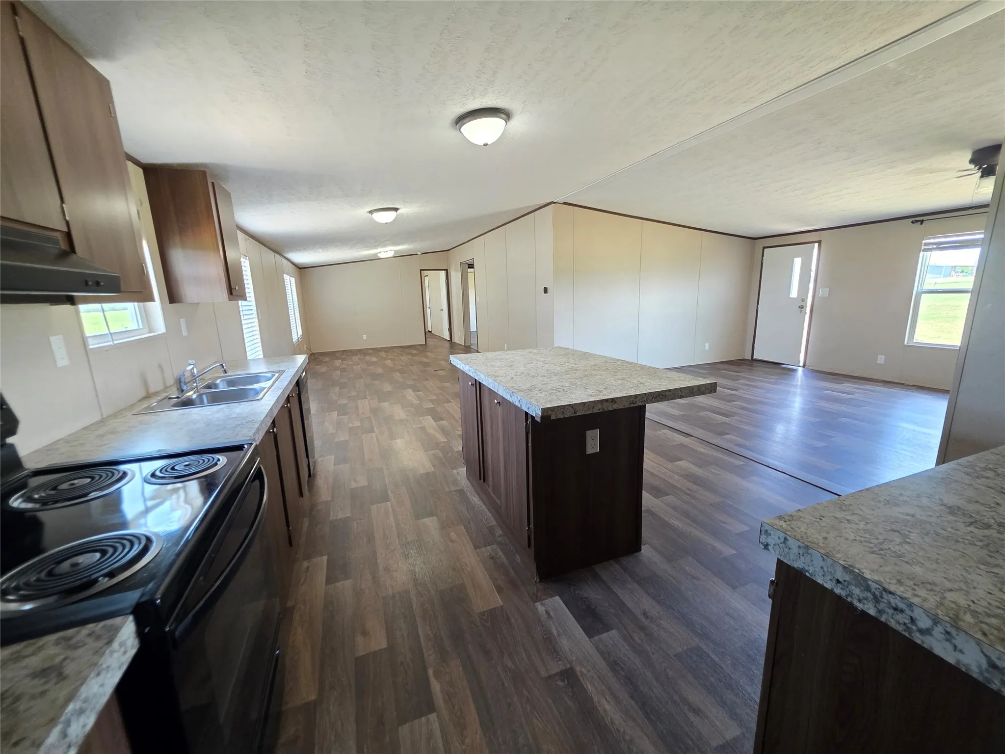 Manufactured Home For Sale in Hopkins County , 220 Private Road 5177, Sulphur Springs, Texas 75482, 4 Bedroom, 2 Bathroom, Garage spaces, 2,016 Sqft, built in 2022, mls#21323020, Real Estate Agent in Sulphur Springs, Homes For Sale in Hopkins county, Homes For Sale in Sulphur Springs, Realtor in Sulphur Springs Texas, Real Estate Brokerage Independent Realty Texas, Luminita Cordes Realtor