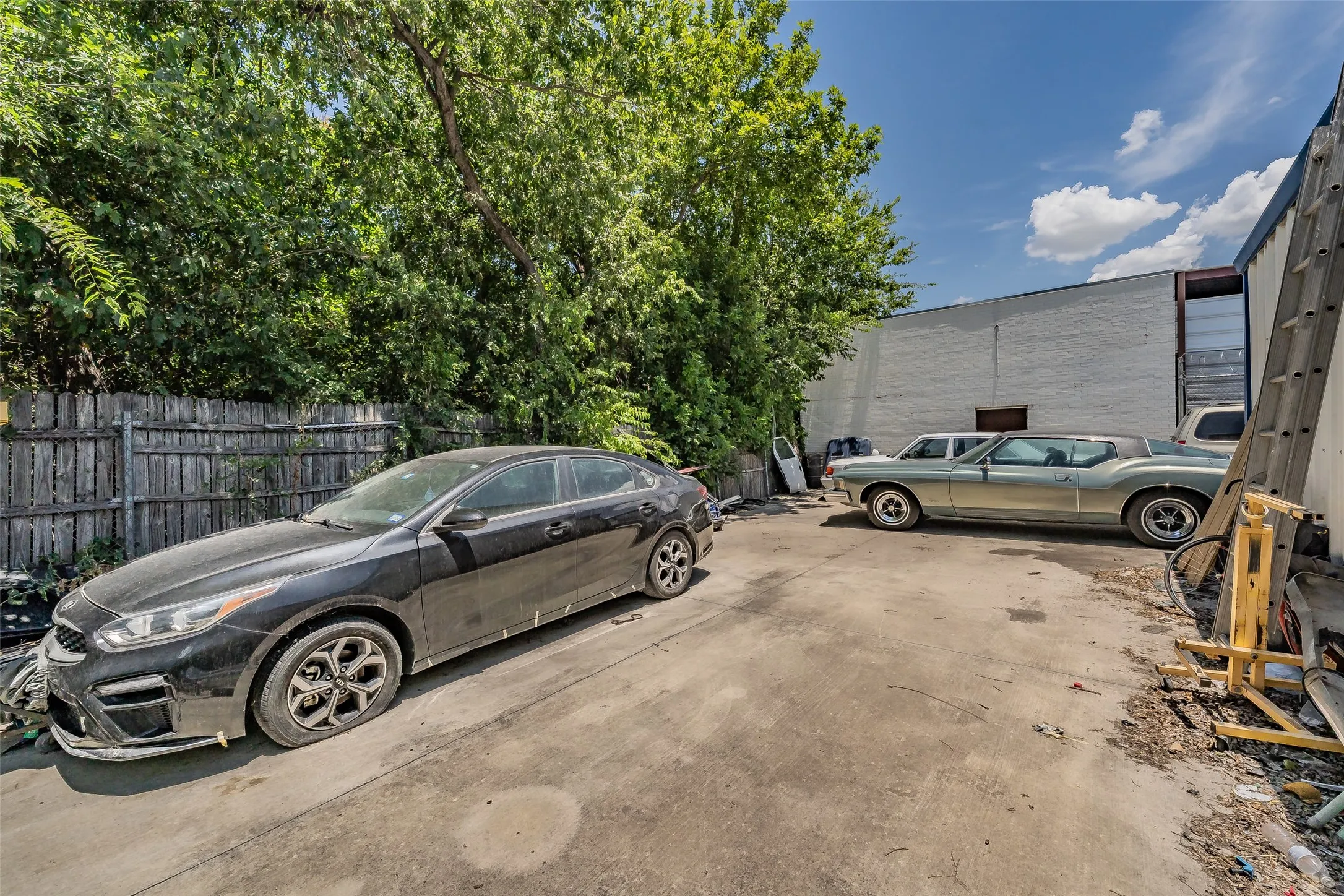 Business For Sale in Dallas County , 3008 E Jefferson Street, Grand Prairie, Texas 75051, 0, 0, Garage spaces, 0 Sqft, built in 1973, mls#21326223, Real Estate Agent in Grand Prairie, Homes For Sale in Dallas county, Homes For Sale in Grand Prairie, Realtor in Grand Prairie Texas, Real Estate Brokerage Independent Realty Texas, Luminita Cordes Realtor