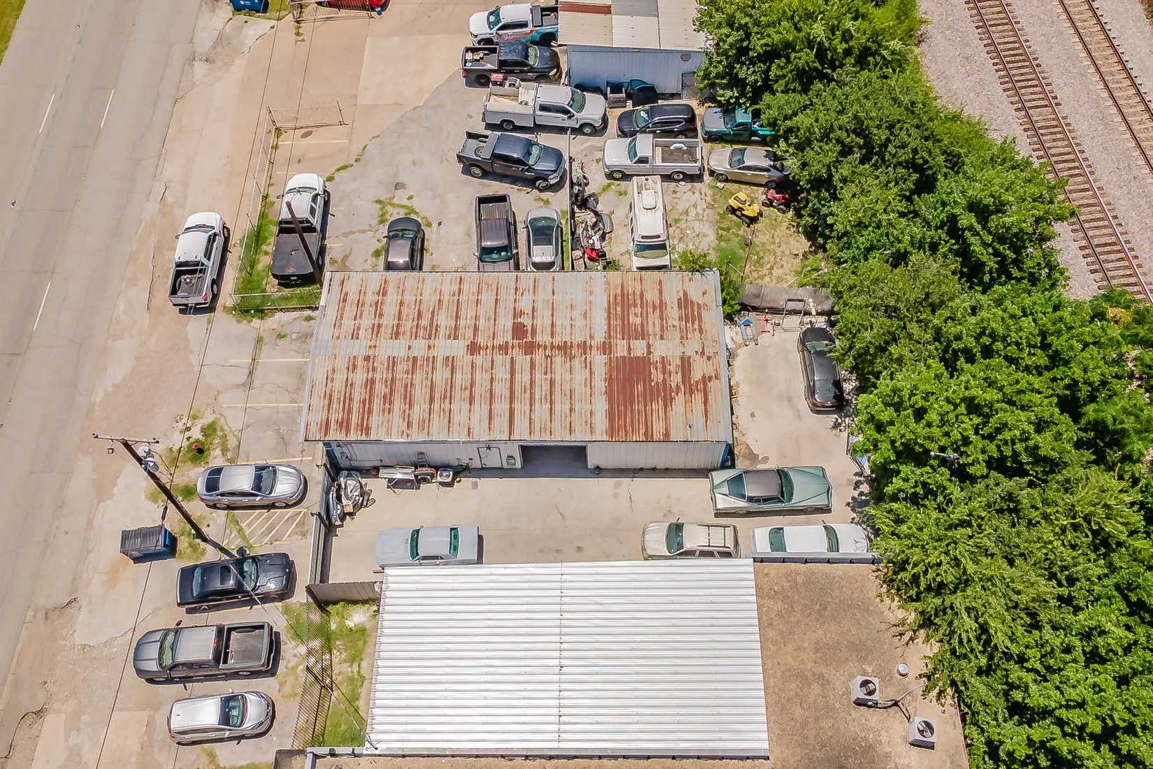 Business For Sale in Dallas County , 3008 E Jefferson Street, Grand Prairie, Texas 75051, 0, 0, Garage spaces, 0 Sqft, built in 1973, mls#21326223, Real Estate Agent in Grand Prairie, Homes For Sale in Dallas county, Homes For Sale in Grand Prairie, Realtor in Grand Prairie Texas, Real Estate Brokerage Independent Realty Texas, Luminita Cordes Realtor