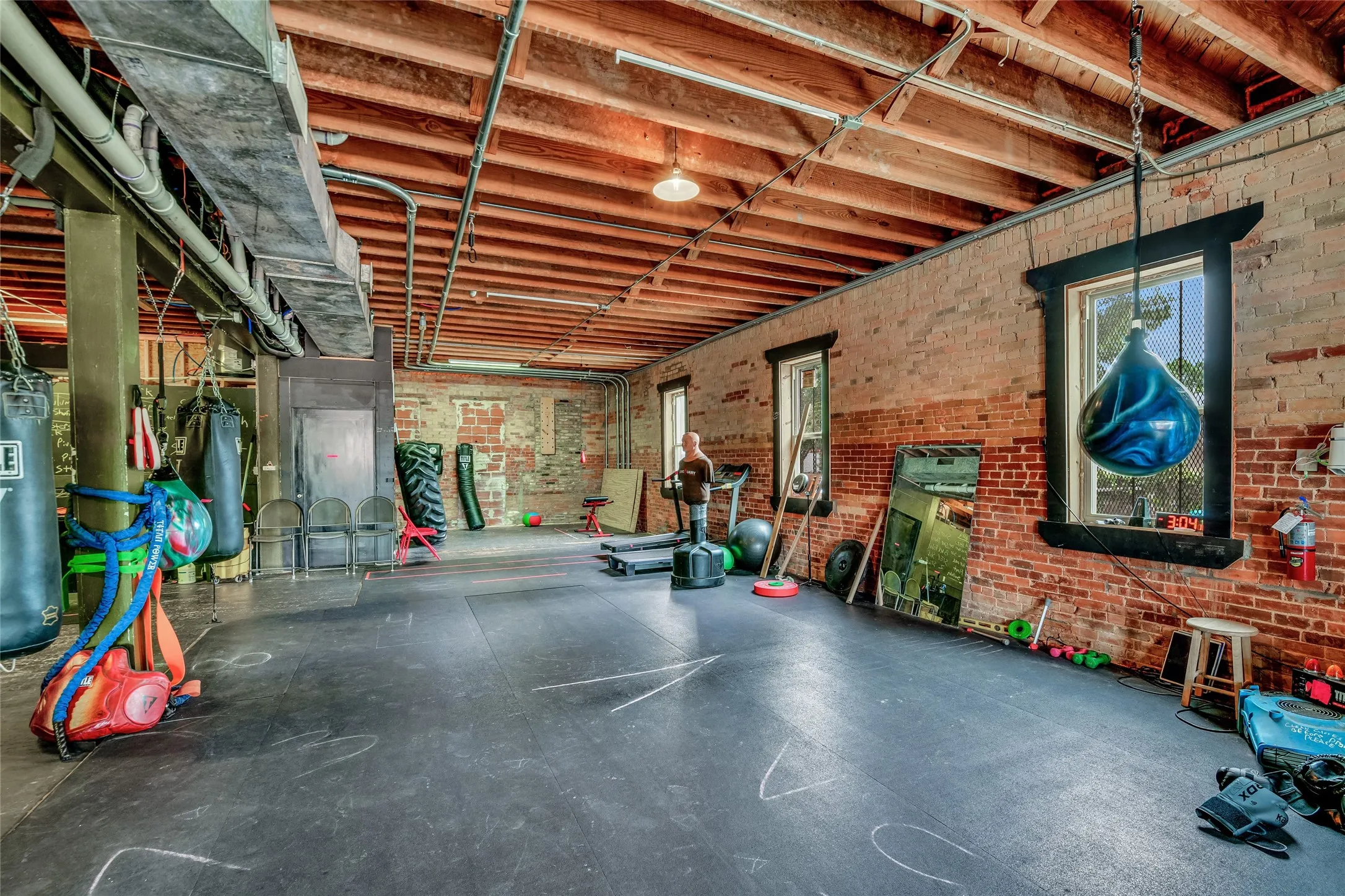Business For Rent in Tarrant County , 1411 Wesleyan Street, Fort Worth, Texas 76105, 0, 0, Garage spaces, 0 Sqft, built in 1918, Price $12, mls#21329632, Real Estate Agent in Fort Worth, Homes For Rent in Tarrant county, Homes For Rent in Fort Worth, Realtor in Fort Worth Texas, Real Estate Brokerage Independent Realty Texas, Luminita Cordes Realtor