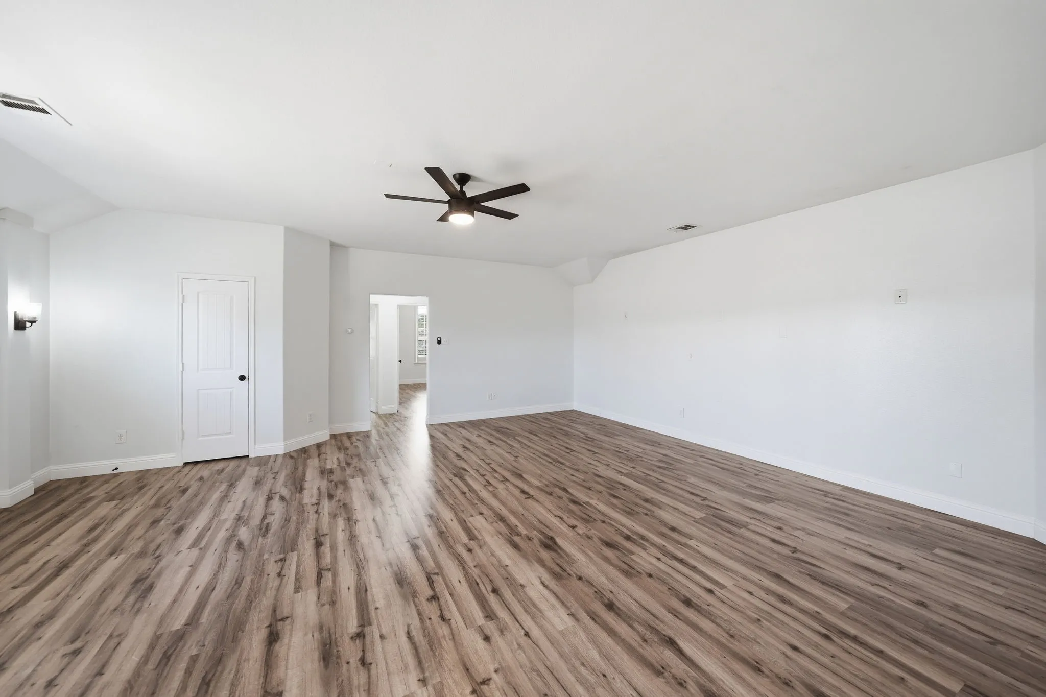 Single Family Residence For Rent in Collin County , 10400 Cedar Breaks View, Mc Kinney, Texas 75072, 6 Bedroom, 4 Bathroom, 2 Garage spaces, 3,748 Sqft, built in 2009, mls#21294179, Real Estate Agent in Mc Kinney, Homes For Rent in Collin county, Homes For Rent in Mc Kinney, Realtor in Mc Kinney Texas, Real Estate Brokerage Independent Realty Texas, Luminita Cordes Realtor