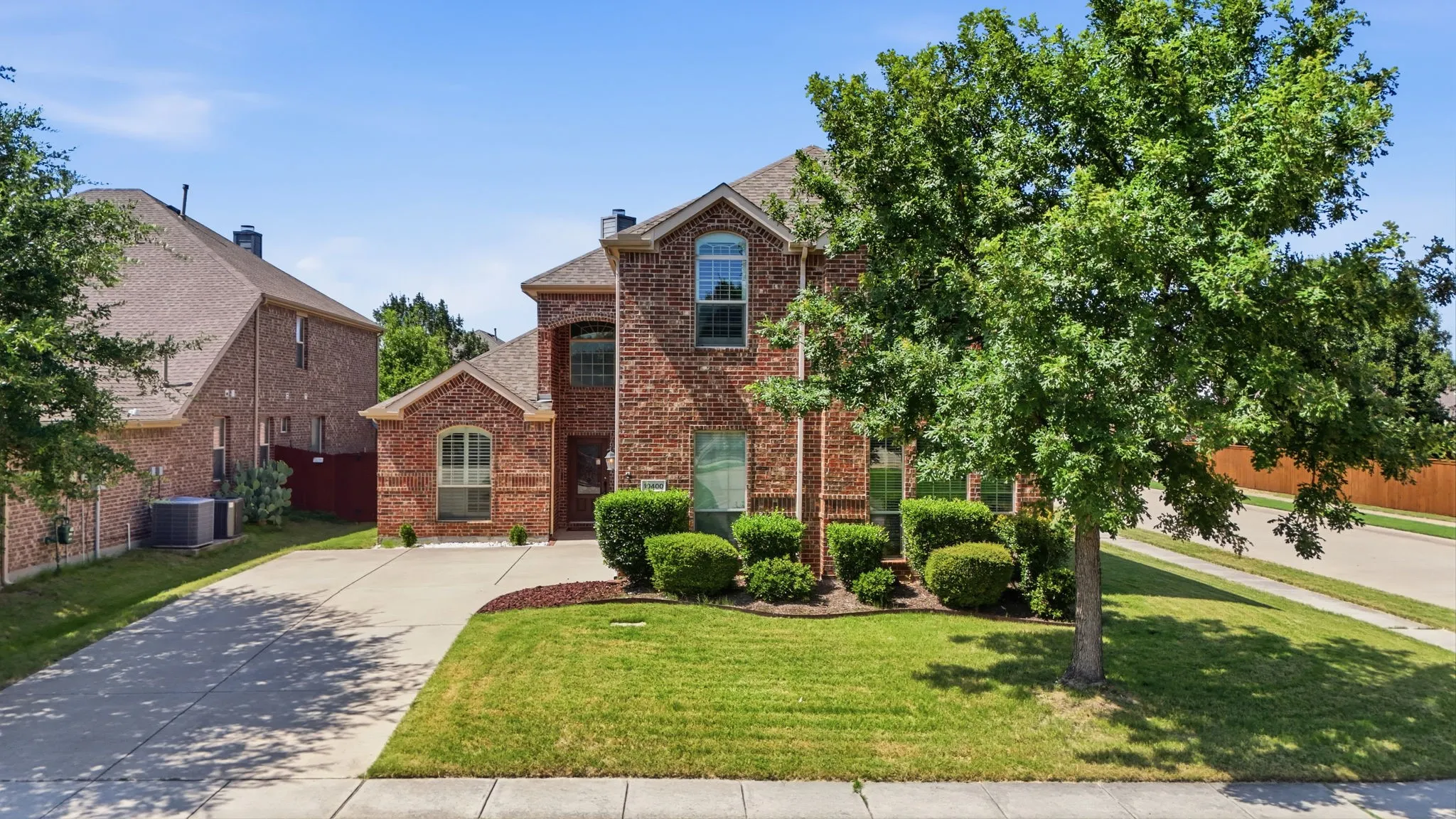 Single Family Residence For Rent in Collin County , 10400 Cedar Breaks View, Mc Kinney, Texas 75072, 6 Bedroom, 4 Bathroom, 2 Garage spaces, 3,748 Sqft, built in 2009, mls#21294179, Real Estate Agent in Mc Kinney, Homes For Rent in Collin county, Homes For Rent in Mc Kinney, Realtor in Mc Kinney Texas, Real Estate Brokerage Independent Realty Texas, Luminita Cordes Realtor