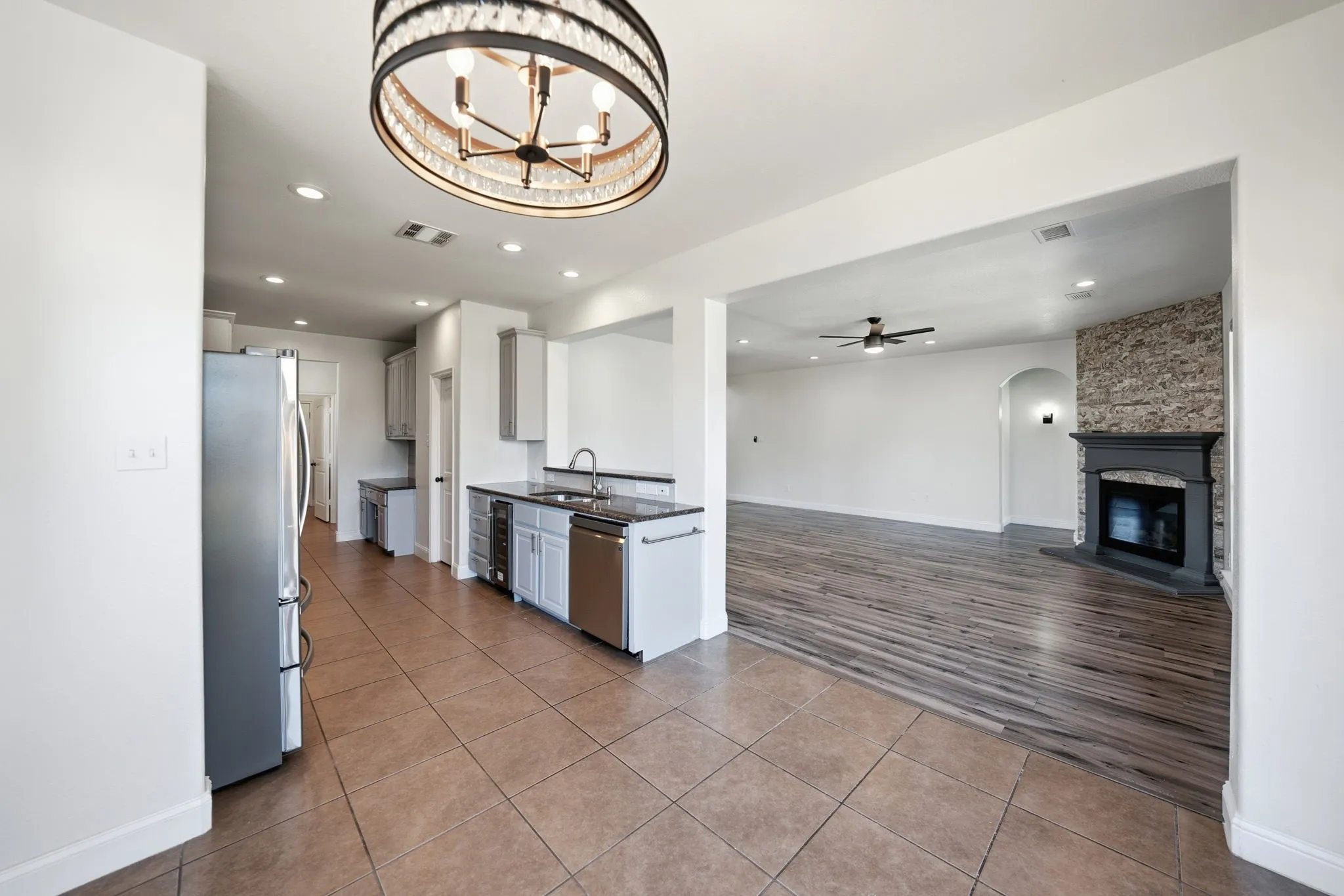 Single Family Residence For Rent in Collin County , 10400 Cedar Breaks View, Mc Kinney, Texas 75072, 6 Bedroom, 4 Bathroom, 2 Garage spaces, 3,748 Sqft, built in 2009, mls#21294179, Real Estate Agent in Mc Kinney, Homes For Rent in Collin county, Homes For Rent in Mc Kinney, Realtor in Mc Kinney Texas, Real Estate Brokerage Independent Realty Texas, Luminita Cordes Realtor
