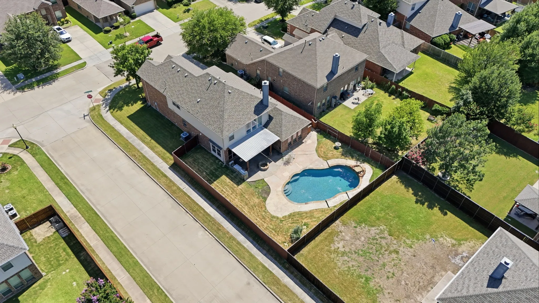 Single Family Residence For Rent in Collin County , 10400 Cedar Breaks View, Mc Kinney, Texas 75072, 6 Bedroom, 4 Bathroom, 2 Garage spaces, 3,748 Sqft, built in 2009, mls#21294179, Real Estate Agent in Mc Kinney, Homes For Rent in Collin county, Homes For Rent in Mc Kinney, Realtor in Mc Kinney Texas, Real Estate Brokerage Independent Realty Texas, Luminita Cordes Realtor