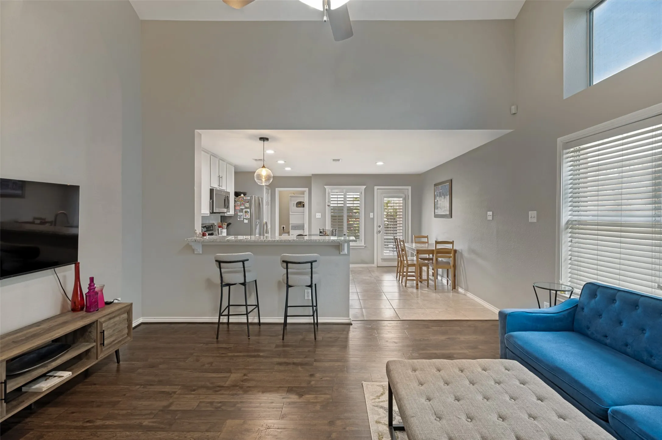 Single Family Residence For Sale in Denton County , 8920 Stewart Street, Cross Roads, Texas 76227, 3 Bedroom, 2 Bathroom, 1 Garage spaces, 1,201 Sqft, built in 2005, mls#21325982, Real Estate Agent in Cross Roads, Homes For Sale in Denton county, Homes For Sale in Cross Roads, Realtor in Cross Roads Texas, Real Estate Brokerage Independent Realty Texas, Luminita Cordes Realtor