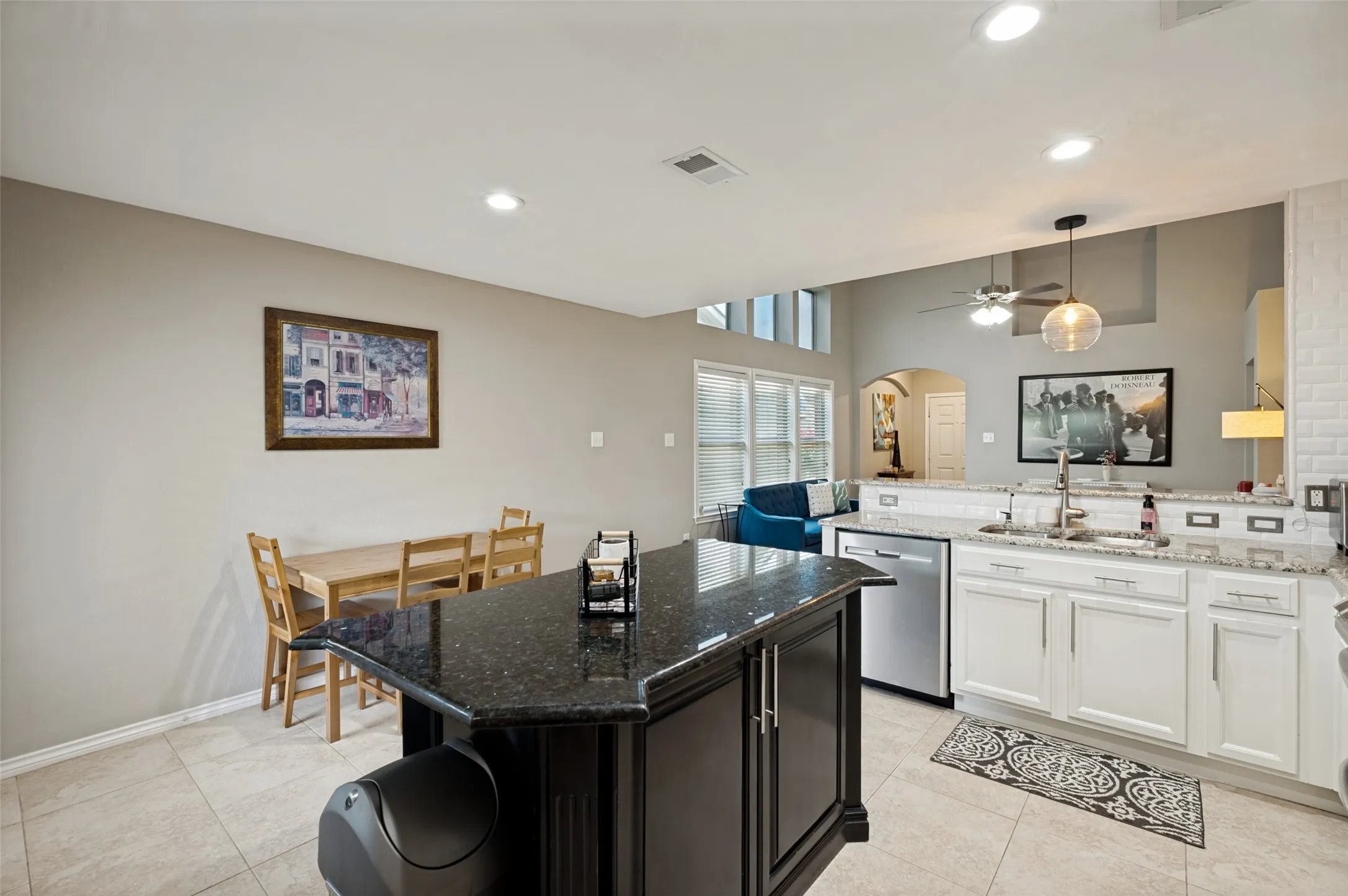 Single Family Residence For Sale in Denton County , 8920 Stewart Street, Cross Roads, Texas 76227, 3 Bedroom, 2 Bathroom, 1 Garage spaces, 1,201 Sqft, built in 2005, mls#21325982, Real Estate Agent in Cross Roads, Homes For Sale in Denton county, Homes For Sale in Cross Roads, Realtor in Cross Roads Texas, Real Estate Brokerage Independent Realty Texas, Luminita Cordes Realtor