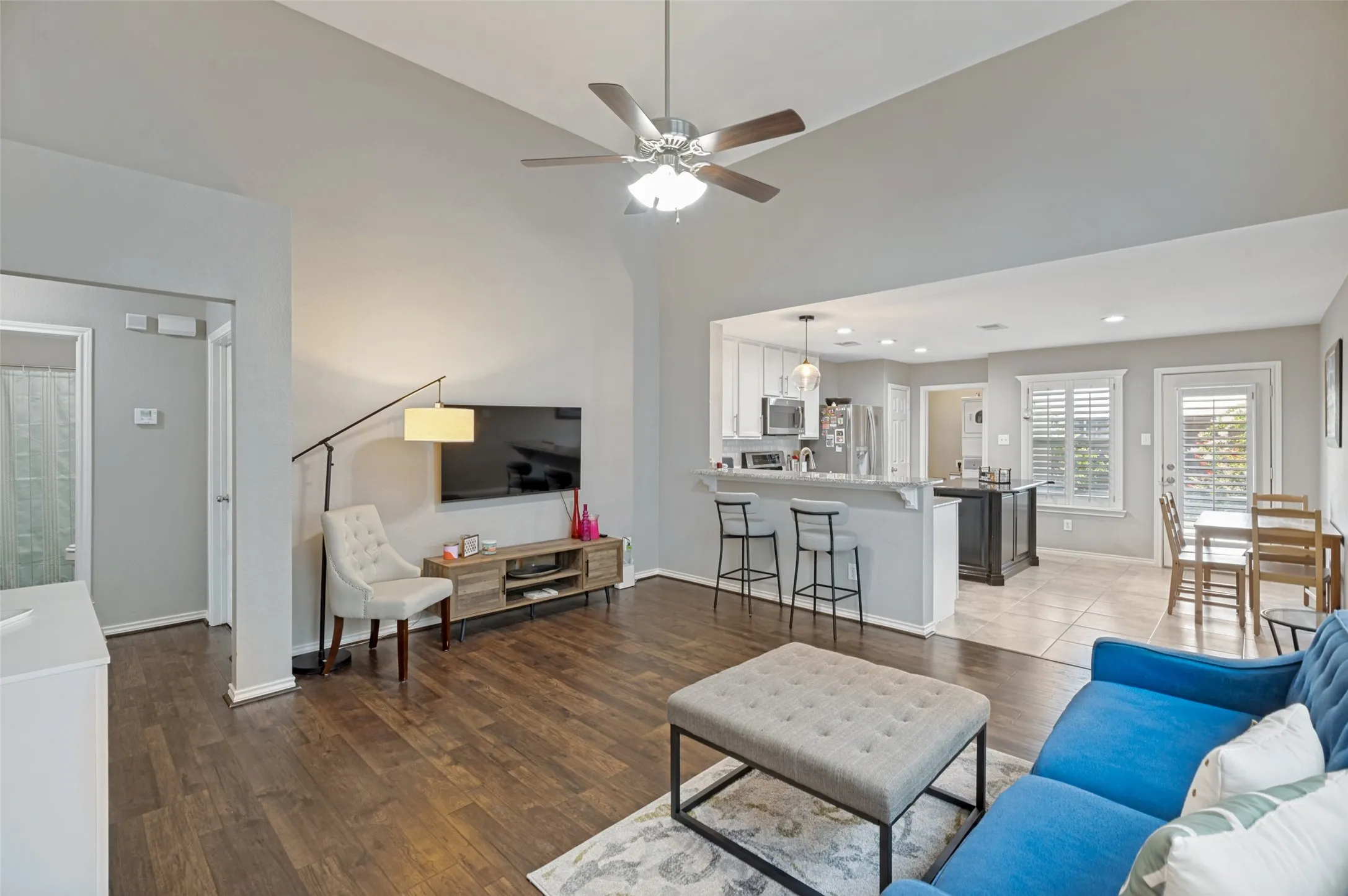 Single Family Residence For Sale in Denton County , 8920 Stewart Street, Cross Roads, Texas 76227, 3 Bedroom, 2 Bathroom, 1 Garage spaces, 1,201 Sqft, built in 2005, mls#21325982, Real Estate Agent in Cross Roads, Homes For Sale in Denton county, Homes For Sale in Cross Roads, Realtor in Cross Roads Texas, Real Estate Brokerage Independent Realty Texas, Luminita Cordes Realtor