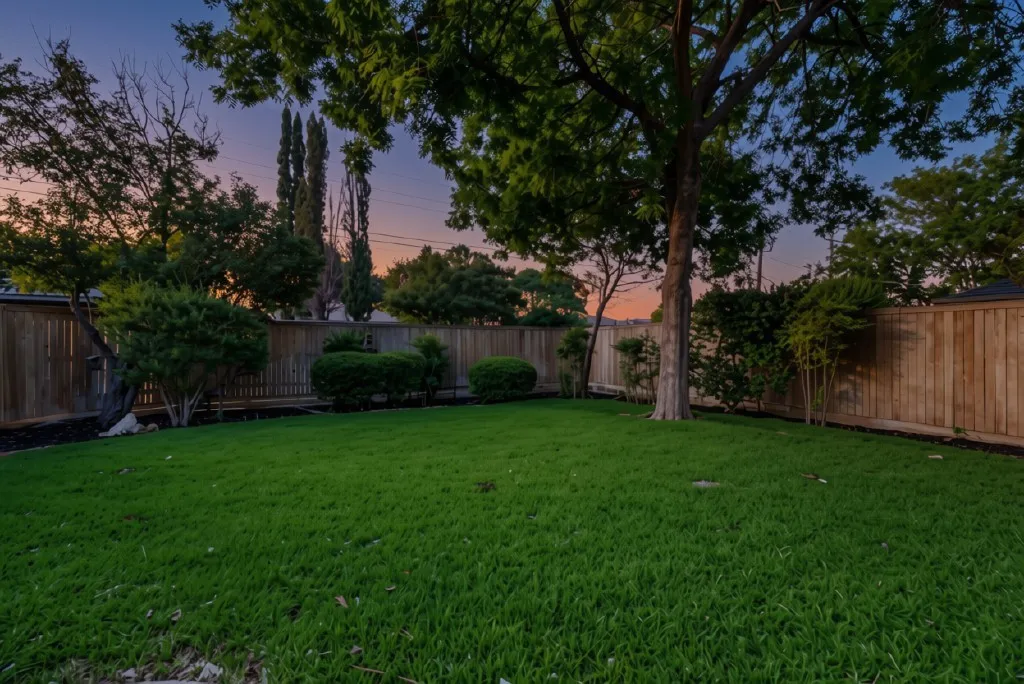 Single Family Residence For Sale in Collin County , 302 Shady Hill Drive, Richardson, Texas 75080, 3 Bedroom, 3 Bathroom, 2 Garage spaces, 2,342 Sqft, built in 1970, mls#21330528, Real Estate Agent in Richardson, Homes For Sale in Collin county, Homes For Sale in Richardson, Realtor in Richardson Texas, Real Estate Brokerage Independent Realty Texas, Luminita Cordes Realtor