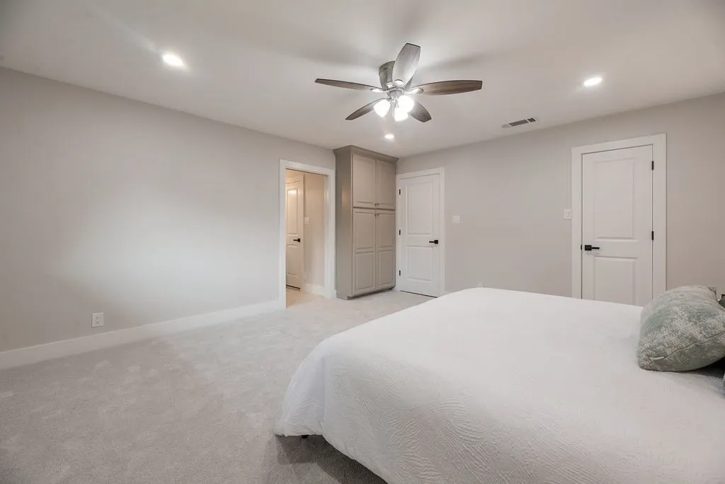 Single Family Residence For Sale in Collin County , 302 Shady Hill Drive, Richardson, Texas 75080, 3 Bedroom, 3 Bathroom, 2 Garage spaces, 2,342 Sqft, built in 1970, mls#21330528, Real Estate Agent in Richardson, Homes For Sale in Collin county, Homes For Sale in Richardson, Realtor in Richardson Texas, Real Estate Brokerage Independent Realty Texas, Luminita Cordes Realtor