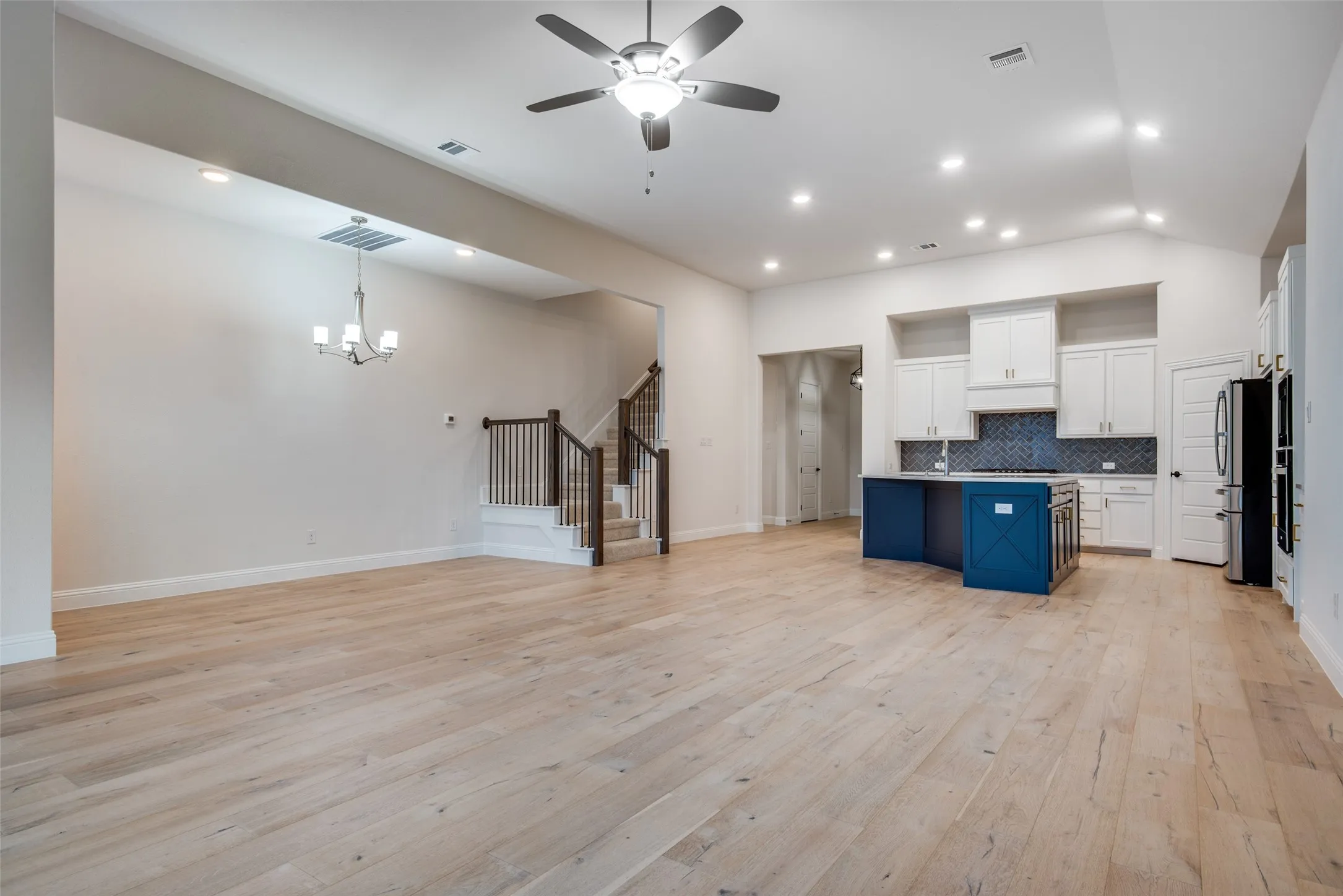 Single Family Residence For Rent in Denton County , 8452 Tripoli Trail, Frisco, Texas 75034, 3 Bedrooms, 3 Bathrooms, 2 Garage spaces, 2,584 Sqft, built in 2020, Price $4,000, mls#21330582, Real Estate Agent in Frisco, Homes For Rent in Denton county, Homes For Rent in Frisco, Realtor in Frisco Texas, Real Estate Brokerage Independent Realty Texas, Luminita Cordes Realtor