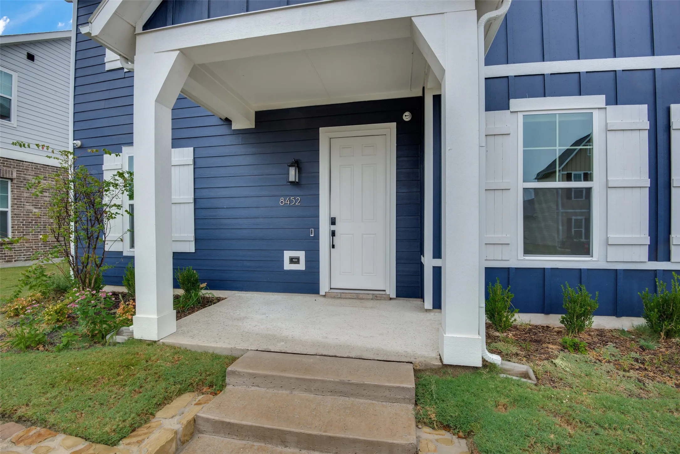 Single Family Residence For Rent in Denton County , 8452 Tripoli Trail, Frisco, Texas 75034, 3 Bedrooms, 3 Bathrooms, 2 Garage spaces, 2,584 Sqft, built in 2020, Price $4,000, mls#21330582, Real Estate Agent in Frisco, Homes For Rent in Denton county, Homes For Rent in Frisco, Realtor in Frisco Texas, Real Estate Brokerage Independent Realty Texas, Luminita Cordes Realtor