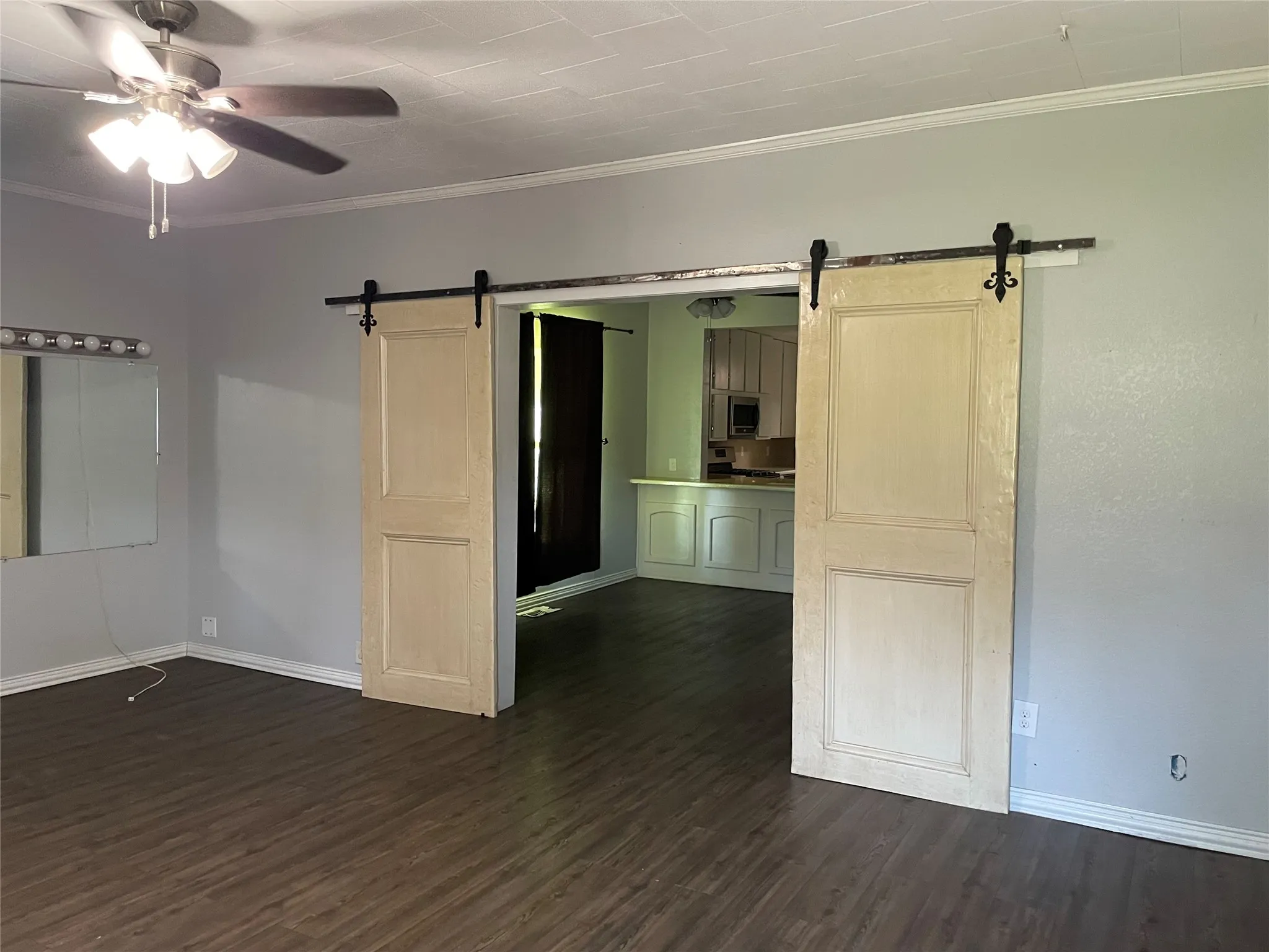 Single Family Residence For Sale in Grayson County , 1115 W Lamar Street, Sherman, Texas 75092, 2 Bedroom, 2 Bathroom, Garage spaces, 1,176 Sqft, built in 1955, mls#21329818, Real Estate Agent in Sherman, Homes For Sale in Grayson county, Homes For Sale in Sherman, Realtor in Sherman Texas, Real Estate Brokerage Independent Realty Texas, Luminita Cordes Realtor
