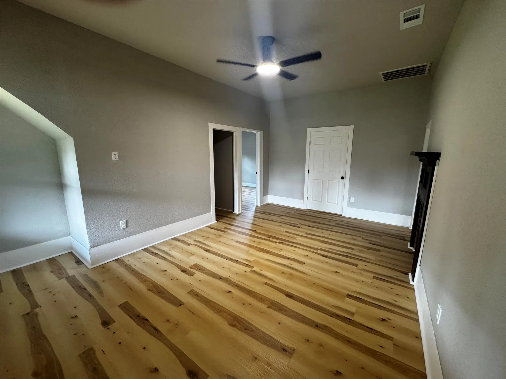 Single Family Residence For Sale in Brown County , 700 Avenue H, Blanket, Texas 76432, 3 Bedroom, 2 Bathroom, Garage spaces, 1,556 Sqft, built in 1907, Price $219,000, mls#21330593, Real Estate Agent in Blanket, Homes For Sale in Brown county, Homes For Sale in Blanket, Realtor in Blanket Texas, Real Estate Brokerage Independent Realty Texas, Luminita Cordes Realtor