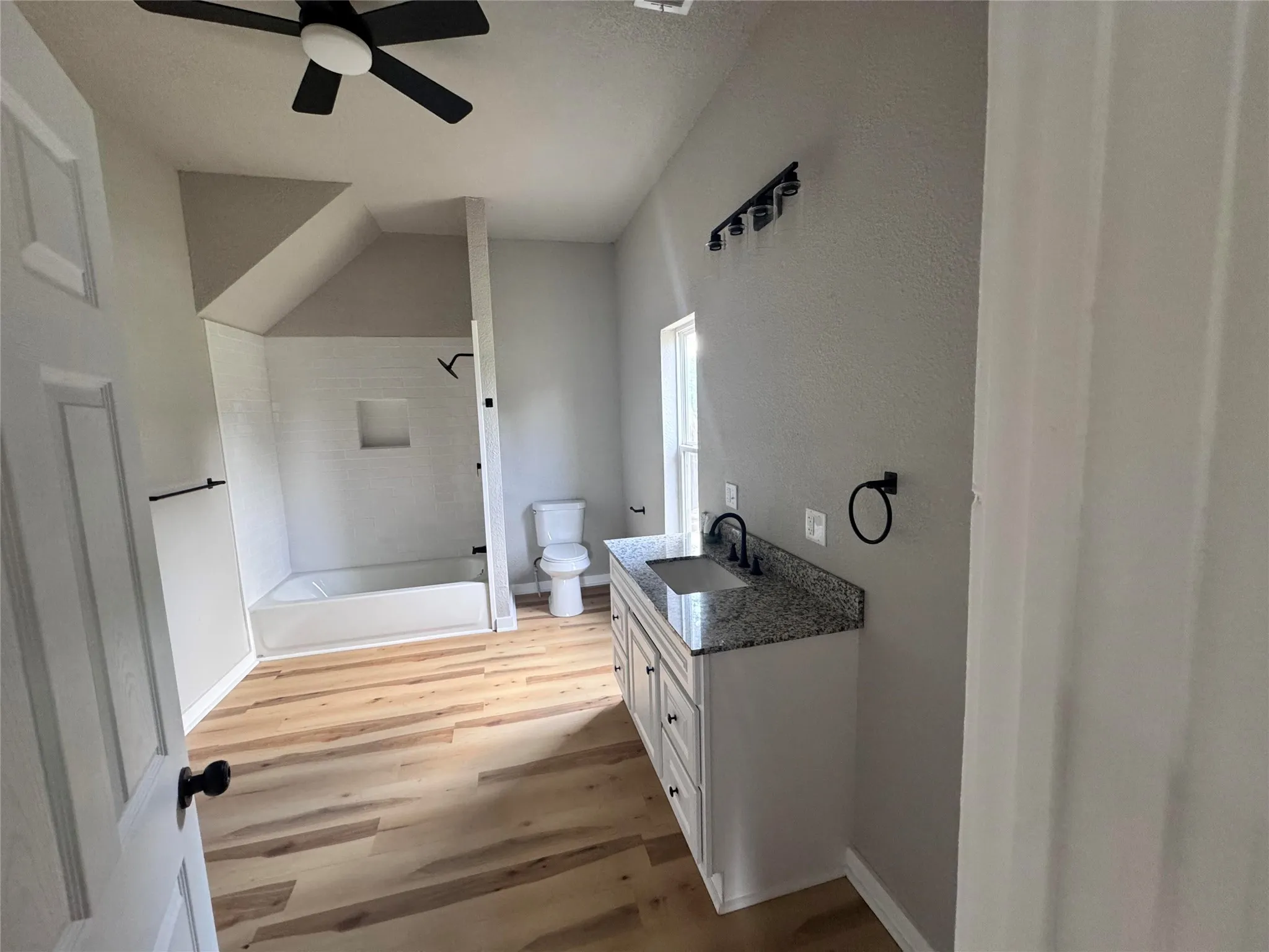 Single Family Residence For Sale in Brown County , 700 Avenue H, Blanket, Texas 76432, 3 Bedroom, 2 Bathroom, Garage spaces, 1,556 Sqft, built in 1907, Price $219,000, mls#21330593, Real Estate Agent in Blanket, Homes For Sale in Brown county, Homes For Sale in Blanket, Realtor in Blanket Texas, Real Estate Brokerage Independent Realty Texas, Luminita Cordes Realtor
