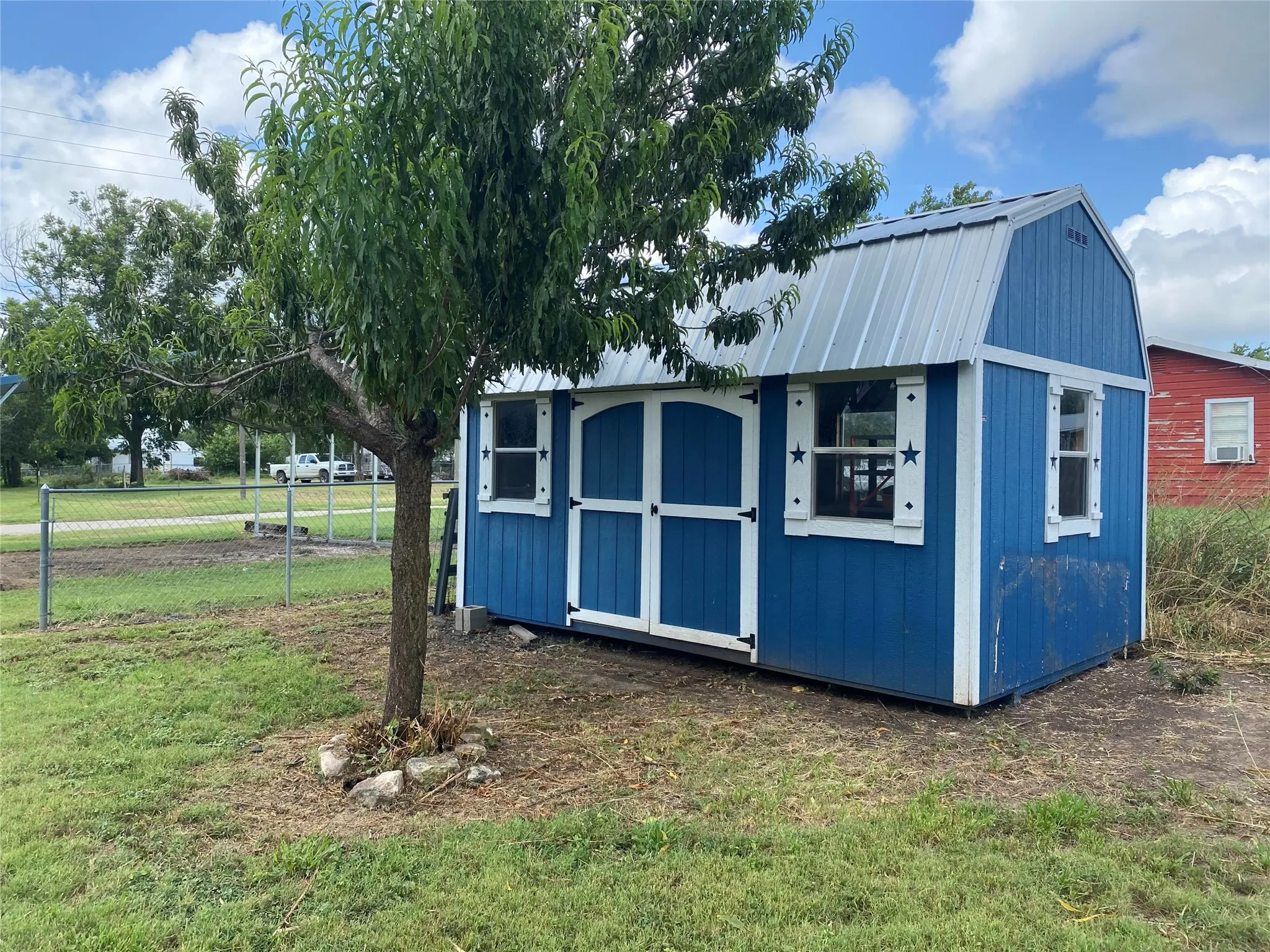 Single Family Residence For Sale in Brown County , 700 Avenue H, Blanket, Texas 76432, 3 Bedroom, 2 Bathroom, Garage spaces, 1,556 Sqft, built in 1907, Price $219,000, mls#21330593, Real Estate Agent in Blanket, Homes For Sale in Brown county, Homes For Sale in Blanket, Realtor in Blanket Texas, Real Estate Brokerage Independent Realty Texas, Luminita Cordes Realtor