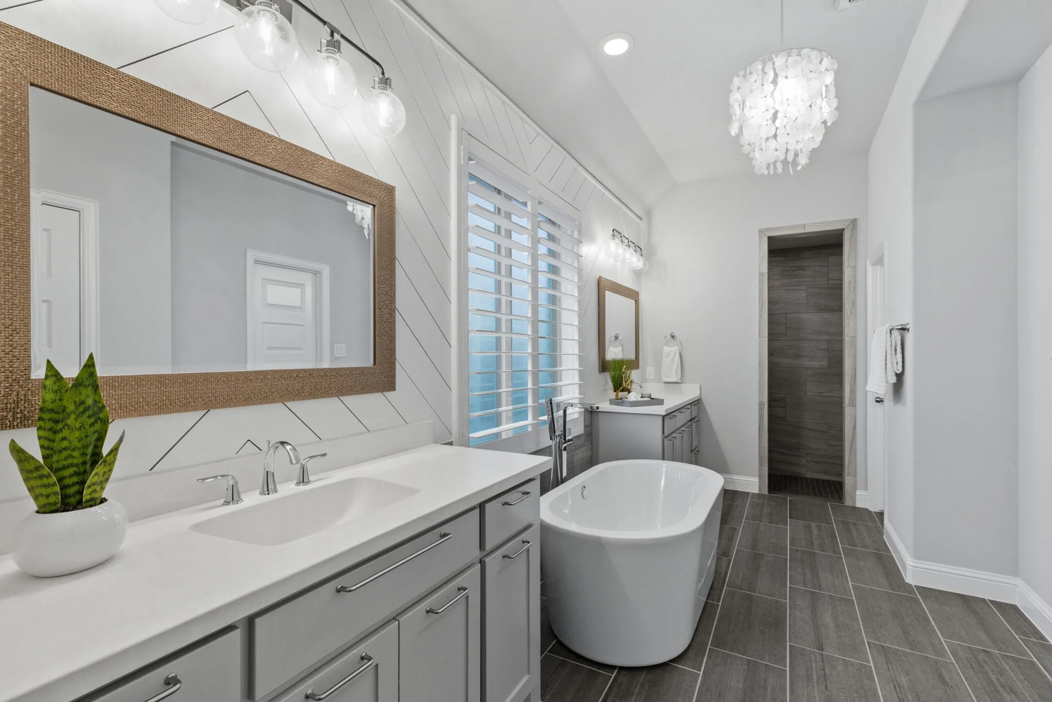 Single Family Residence For Sale in Collin County , 750 Harrington Lane, Celina, Texas 75009, 3 Bedroom, 2 Bathroom, 2 Garage spaces, 2,081 Sqft, built in 2017, mls#21325156, Real Estate Agent in Celina, Homes For Sale in Collin county, Homes For Sale in Celina, Realtor in Celina Texas, Real Estate Brokerage Independent Realty Texas, Luminita Cordes Realtor