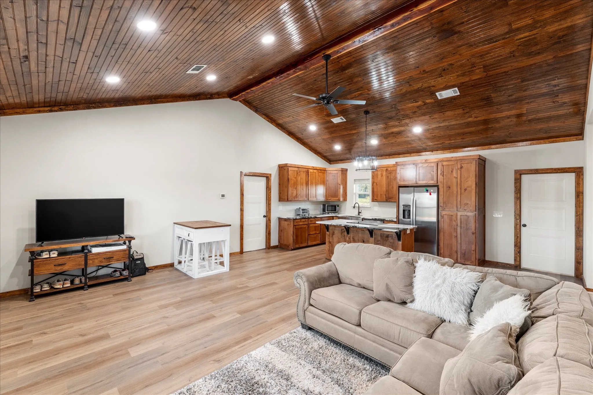 Farm For Sale in Titus County , 115 CR 4720, Mt Pleasant, Texas 75558, 3 Bedroom, 2 Bathroom, Garage spaces, 1,413 Sqft, built in 2024, mls#21330216, Real Estate Agent in Mt Pleasant, Homes For Sale in Titus county, Homes For Sale in Mt Pleasant, Realtor in Mt Pleasant Texas, Real Estate Brokerage Independent Realty Texas, Luminita Cordes Realtor