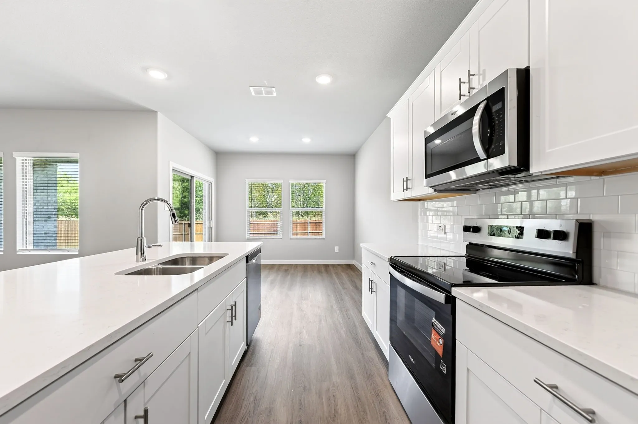 Single Family Residence For Sale in Hunt County , 180 Teton Street, Greenville, Texas 75402, 4 Bedroom, 3 Bathroom, 2 Garage spaces, 2,363 Sqft, built in 2026, mls#21330559, Real Estate Agent in Greenville, Homes For Sale in Hunt county, Homes For Sale in Greenville, Realtor in Greenville Texas, Real Estate Brokerage Independent Realty Texas, Luminita Cordes Realtor
