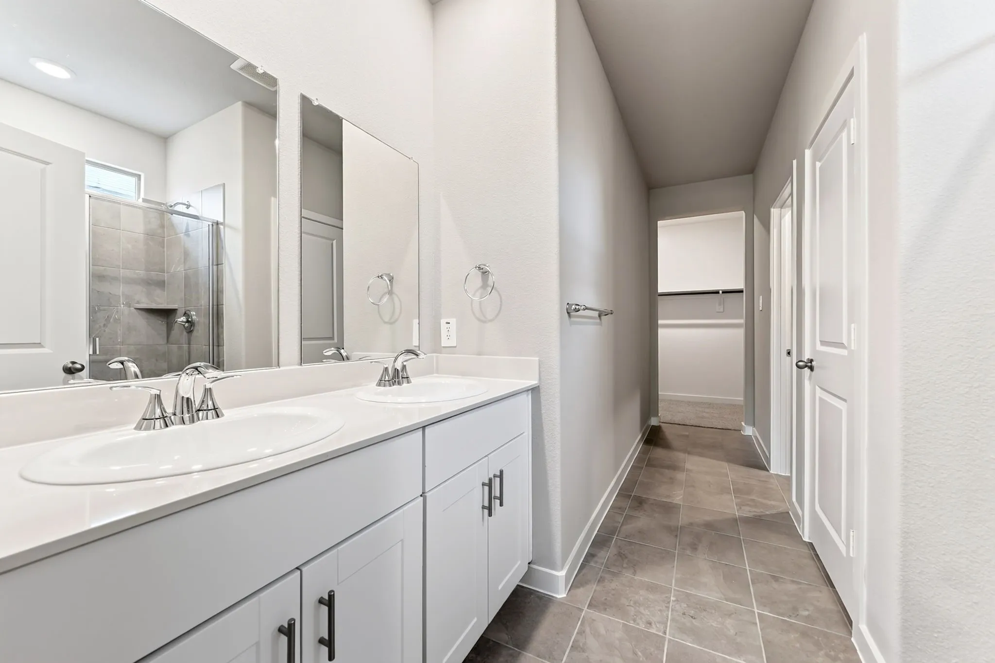 Single Family Residence For Sale in Hunt County , 180 Teton Street, Greenville, Texas 75402, 4 Bedroom, 3 Bathroom, 2 Garage spaces, 2,363 Sqft, built in 2026, mls#21330559, Real Estate Agent in Greenville, Homes For Sale in Hunt county, Homes For Sale in Greenville, Realtor in Greenville Texas, Real Estate Brokerage Independent Realty Texas, Luminita Cordes Realtor