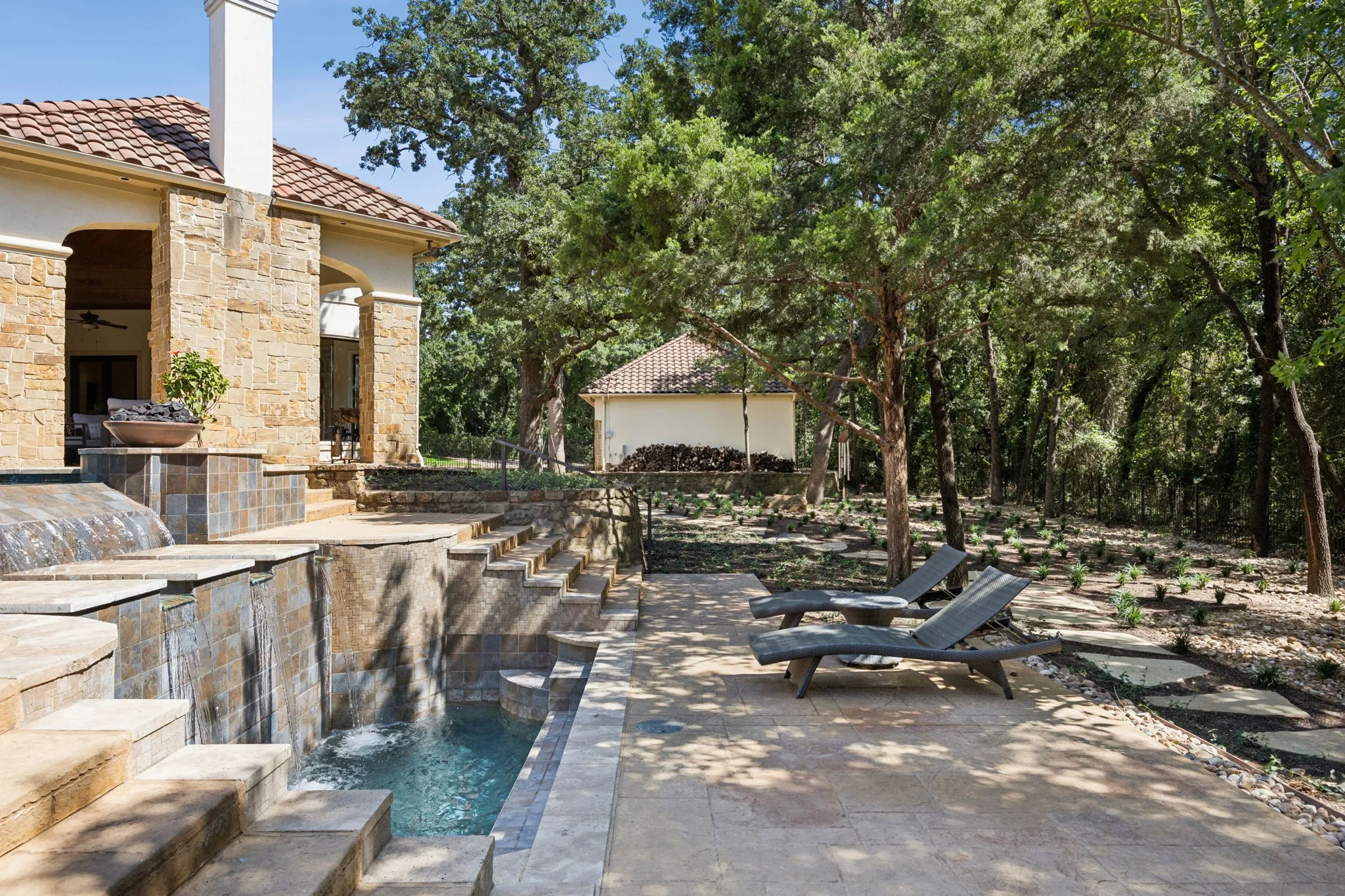 Single Family Residence For Sale in Tarrant County , 855 Harbor Court, Southlake, Texas 76092, 6 Bedroom, 11 Bathroom, 9 Garage spaces, 8,607 Sqft, built in 2009, mls#21275122, Real Estate Agent in Southlake, Homes For Sale in Tarrant county, Homes For Sale in Southlake, Realtor in Southlake Texas, Real Estate Brokerage Independent Realty Texas, Luminita Cordes Realtor