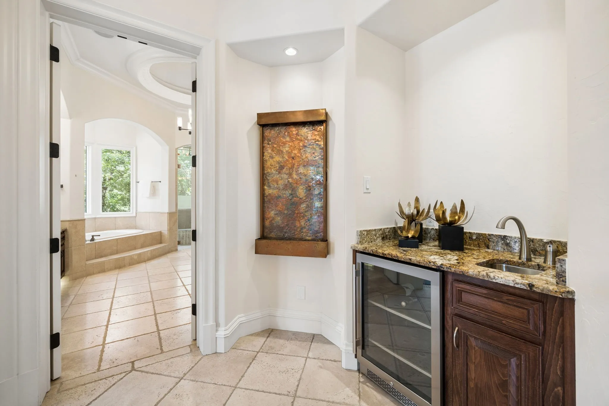 Single Family Residence For Sale in Tarrant County , 855 Harbor Court, Southlake, Texas 76092, 6 Bedroom, 11 Bathroom, 9 Garage spaces, 8,607 Sqft, built in 2009, mls#21275122, Real Estate Agent in Southlake, Homes For Sale in Tarrant county, Homes For Sale in Southlake, Realtor in Southlake Texas, Real Estate Brokerage Independent Realty Texas, Luminita Cordes Realtor
