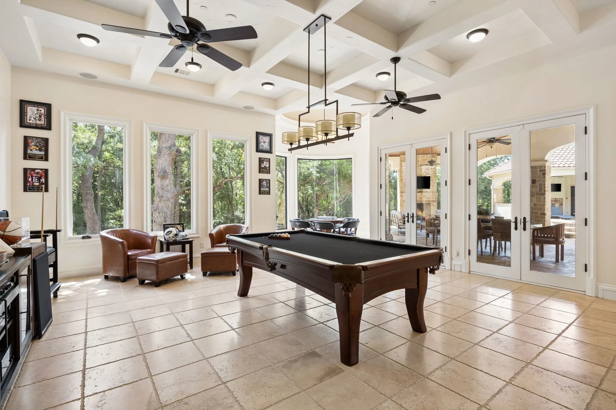 Single Family Residence For Sale in Tarrant County , 855 Harbor Court, Southlake, Texas 76092, 6 Bedroom, 11 Bathroom, 9 Garage spaces, 8,607 Sqft, built in 2009, mls#21275122, Real Estate Agent in Southlake, Homes For Sale in Tarrant county, Homes For Sale in Southlake, Realtor in Southlake Texas, Real Estate Brokerage Independent Realty Texas, Luminita Cordes Realtor