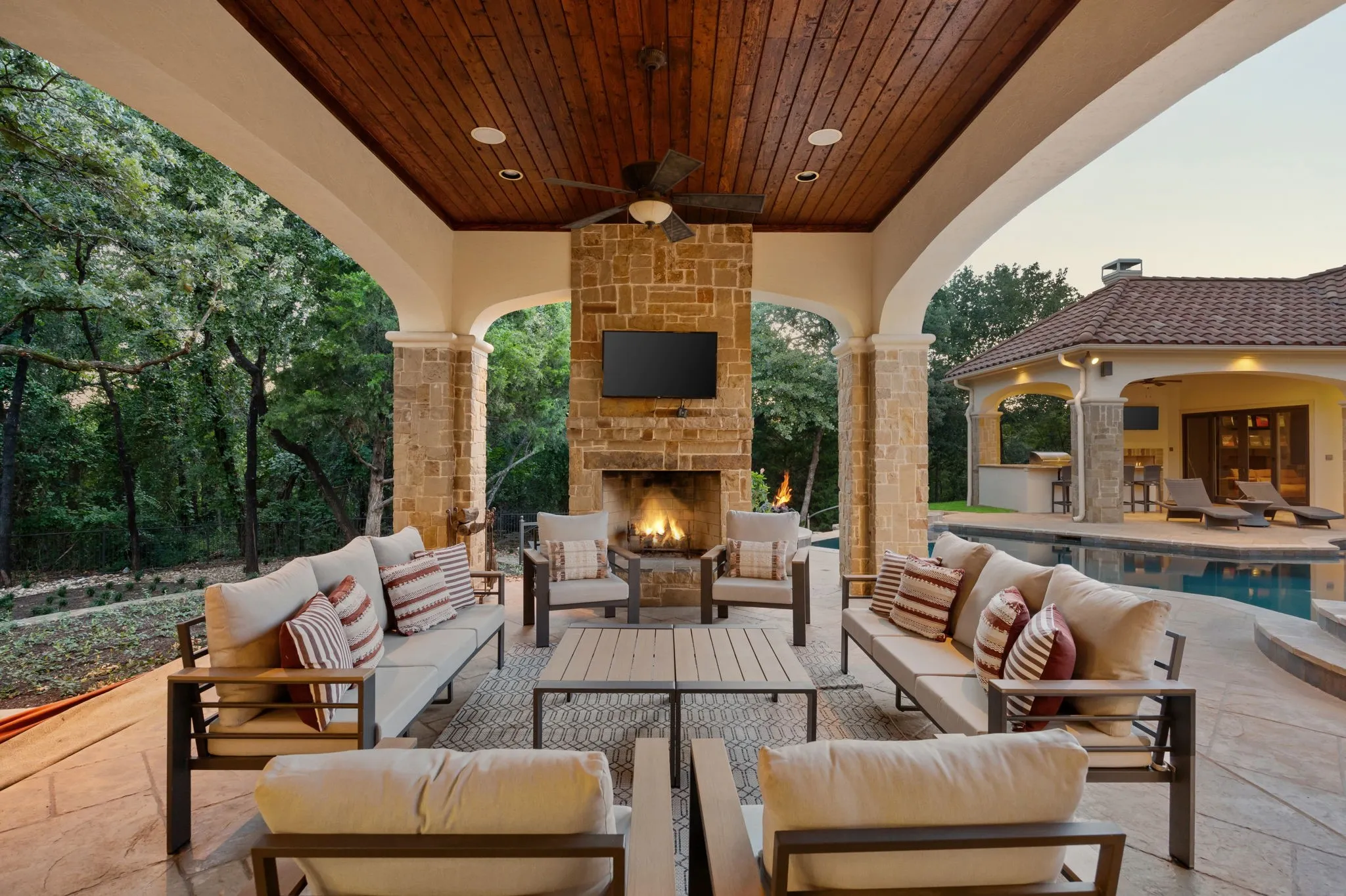 Single Family Residence For Sale in Tarrant County , 855 Harbor Court, Southlake, Texas 76092, 6 Bedroom, 11 Bathroom, 9 Garage spaces, 8,607 Sqft, built in 2009, mls#21275122, Real Estate Agent in Southlake, Homes For Sale in Tarrant county, Homes For Sale in Southlake, Realtor in Southlake Texas, Real Estate Brokerage Independent Realty Texas, Luminita Cordes Realtor