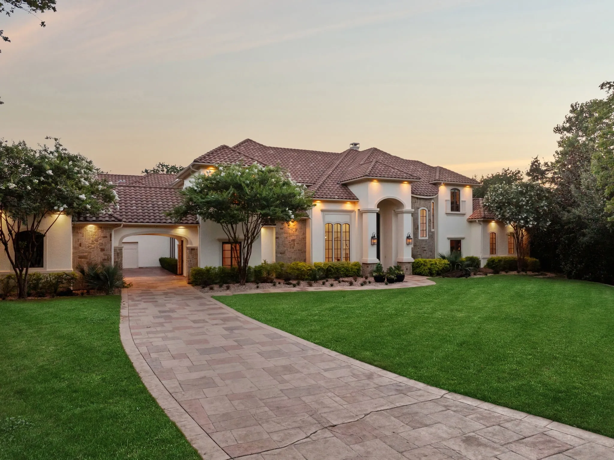Single Family Residence For Sale in Tarrant County , 855 Harbor Court, Southlake, Texas 76092, 6 Bedroom, 11 Bathroom, 9 Garage spaces, 8,607 Sqft, built in 2009, mls#21275122, Real Estate Agent in Southlake, Homes For Sale in Tarrant county, Homes For Sale in Southlake, Realtor in Southlake Texas, Real Estate Brokerage Independent Realty Texas, Luminita Cordes Realtor