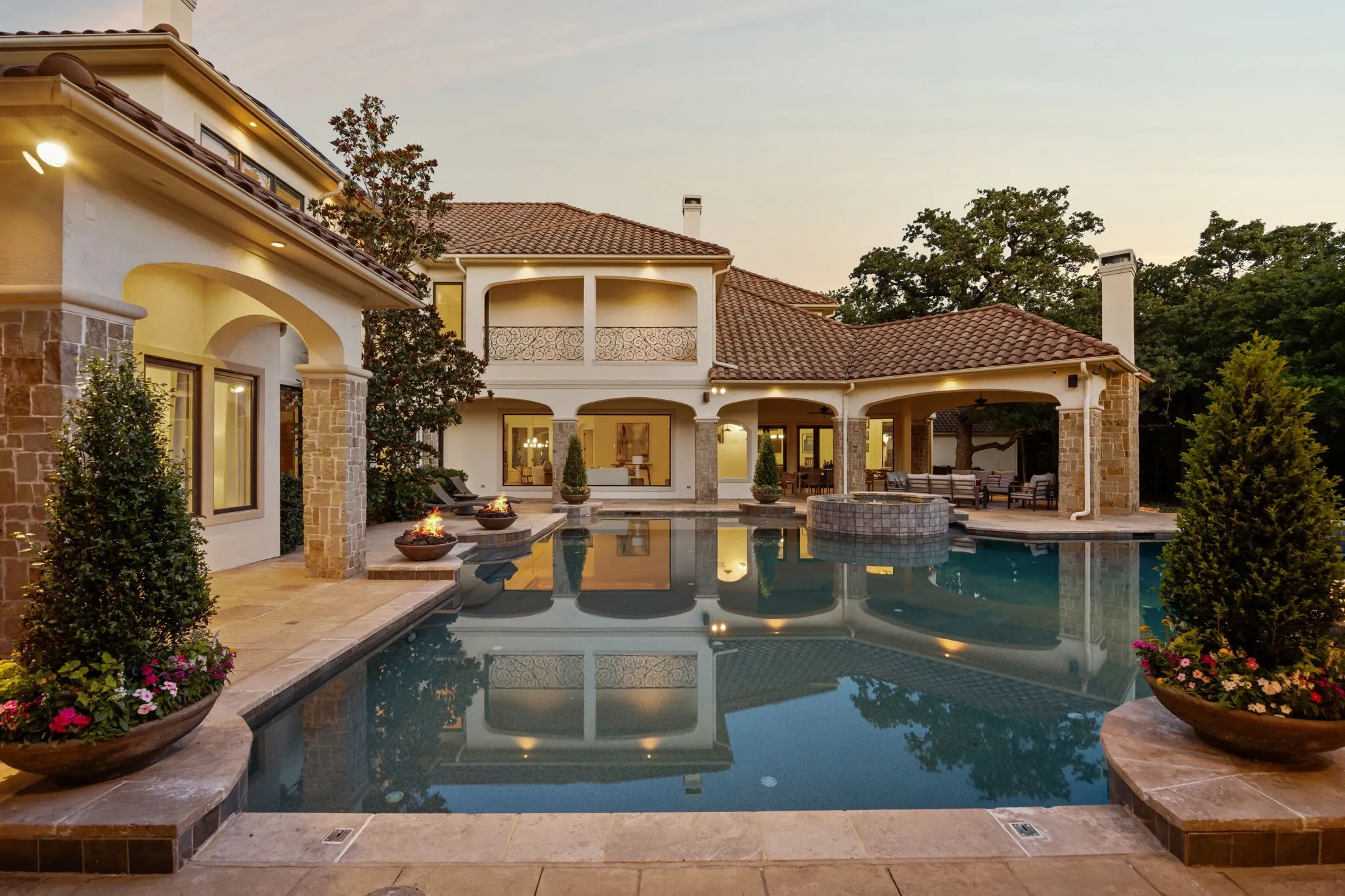 Single Family Residence For Sale in Tarrant County , 855 Harbor Court, Southlake, Texas 76092, 6 Bedroom, 11 Bathroom, 9 Garage spaces, 8,607 Sqft, built in 2009, mls#21275122, Real Estate Agent in Southlake, Homes For Sale in Tarrant county, Homes For Sale in Southlake, Realtor in Southlake Texas, Real Estate Brokerage Independent Realty Texas, Luminita Cordes Realtor