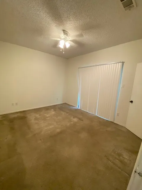 Condominium For Rent in Dallas County , 7126 Holly Hill Drive 105, Dallas, Texas 75231, 1 Bedroom, 1 Bathroom, Garage spaces, 647 Sqft, built in 1983, mls#21330629, Real Estate Agent in Dallas, Homes For Rent in Dallas county, Homes For Rent in Dallas, Realtor in Dallas Texas, Real Estate Brokerage Independent Realty Texas, Luminita Cordes Realtor