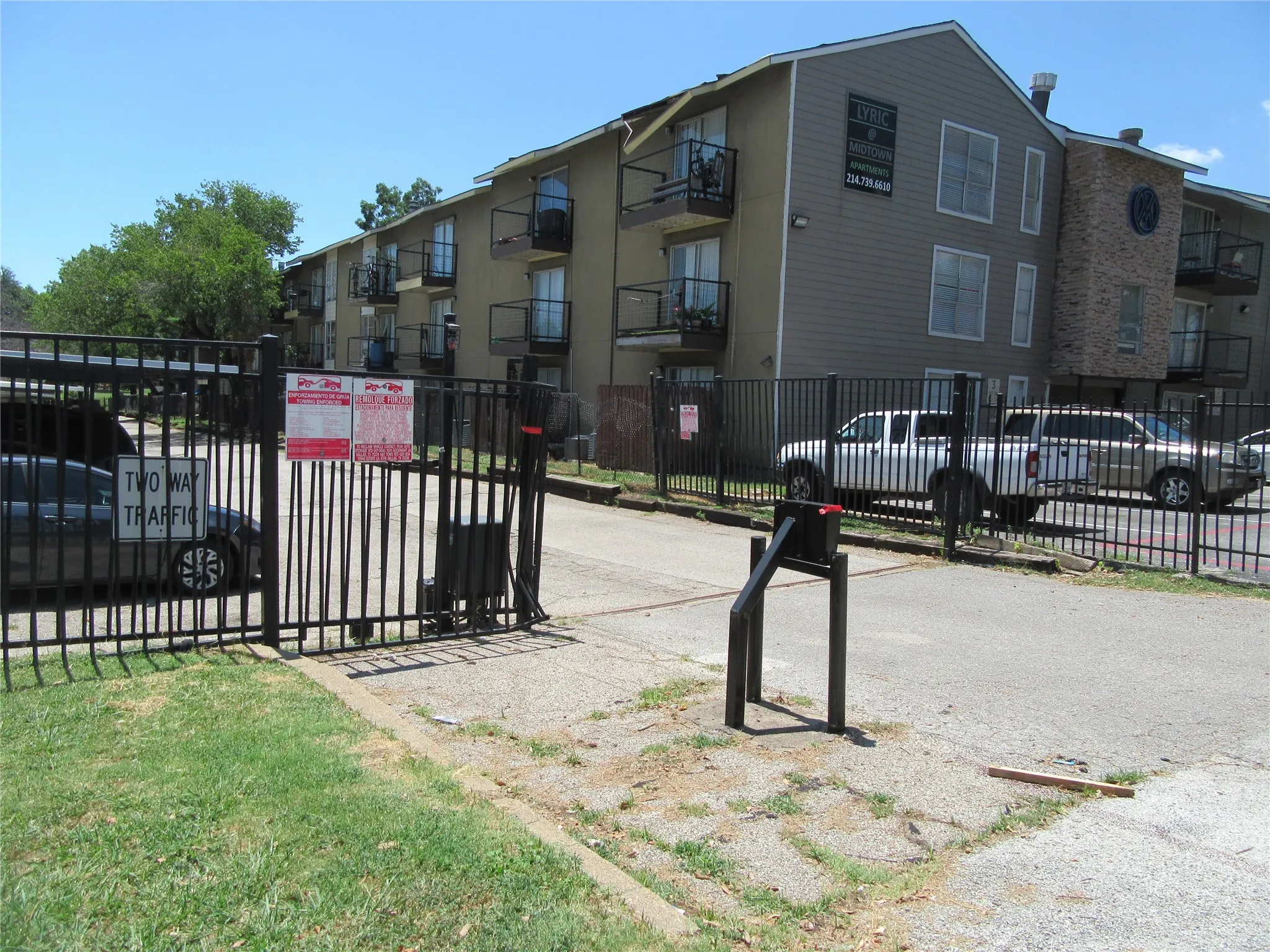 Condominium For Rent in Dallas County , 7126 Holly Hill Drive 105, Dallas, Texas 75231, 1 Bedroom, 1 Bathroom, Garage spaces, 647 Sqft, built in 1983, mls#21330629, Real Estate Agent in Dallas, Homes For Rent in Dallas county, Homes For Rent in Dallas, Realtor in Dallas Texas, Real Estate Brokerage Independent Realty Texas, Luminita Cordes Realtor