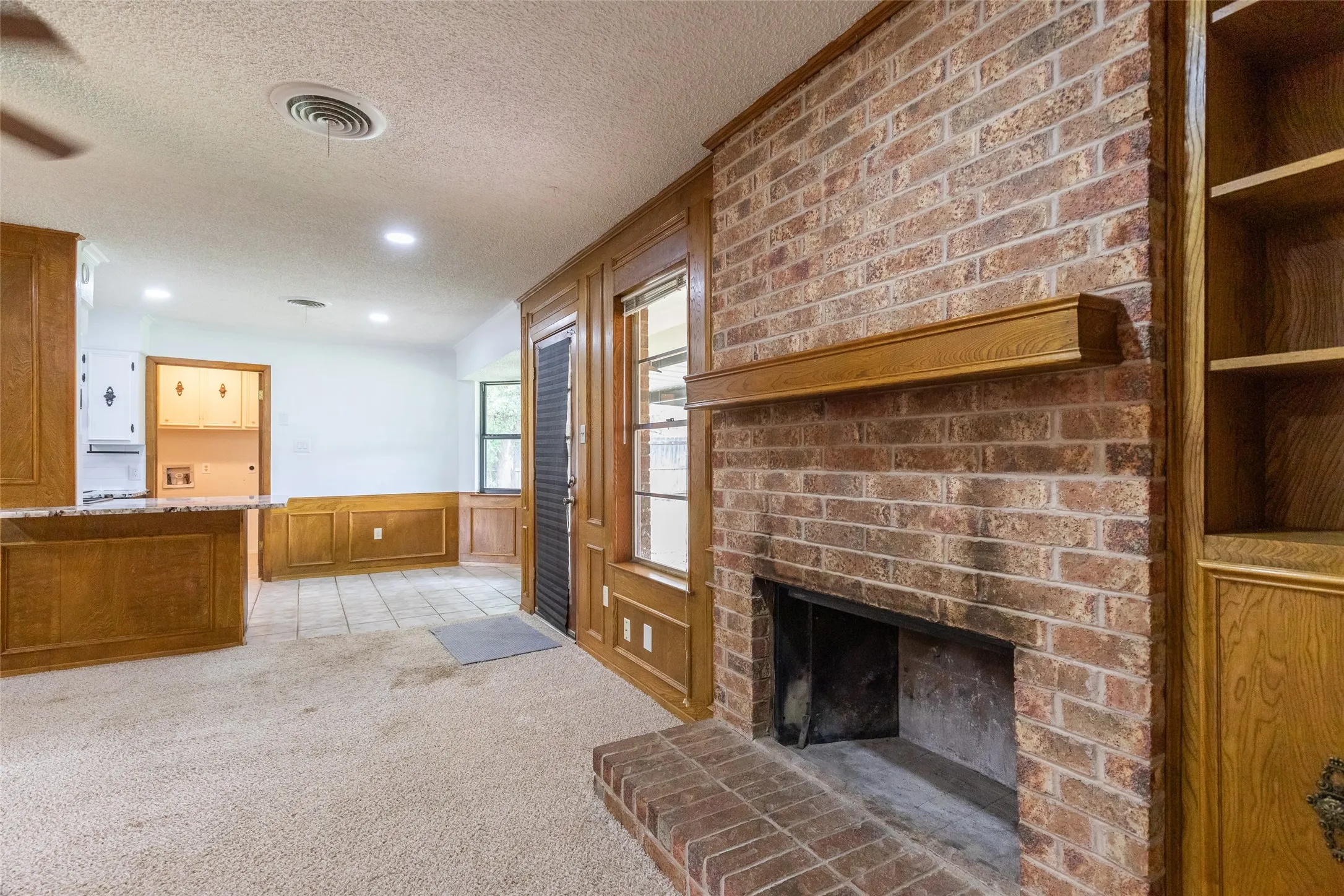 Single Family Residence For Sale in Taylor County , 2934 Arlington Avenue, Abilene, Texas 79606, 4 Bedroom, 2 Bathroom, 2 Garage spaces, 1,453 Sqft, built in 1976, mls#21330048, Real Estate Agent in Abilene, Homes For Sale in Taylor county, Homes For Sale in Abilene, Realtor in Abilene Texas, Real Estate Brokerage Independent Realty Texas, Luminita Cordes Realtor