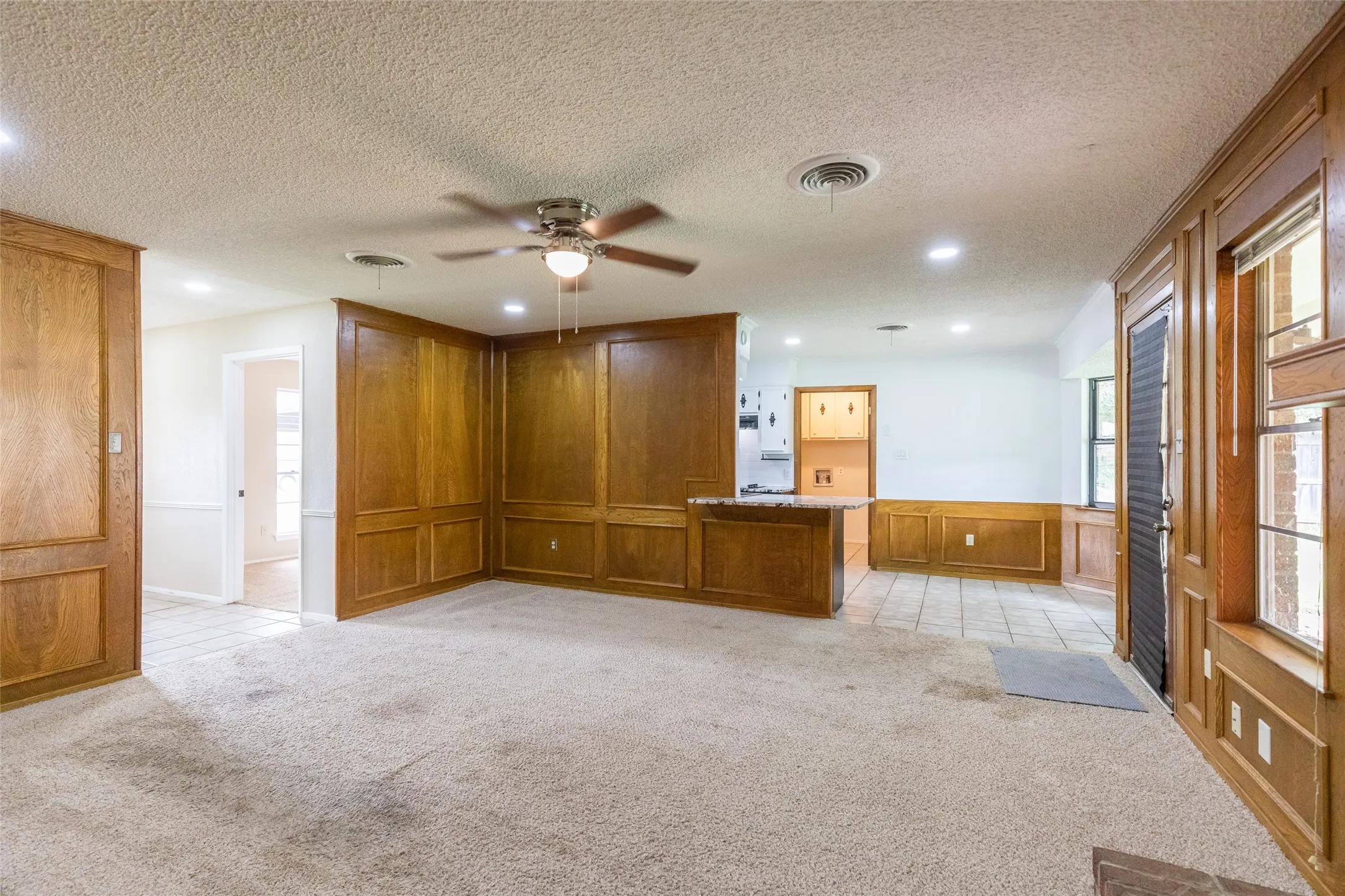 Single Family Residence For Sale in Taylor County , 2934 Arlington Avenue, Abilene, Texas 79606, 4 Bedroom, 2 Bathroom, 2 Garage spaces, 1,453 Sqft, built in 1976, mls#21330048, Real Estate Agent in Abilene, Homes For Sale in Taylor county, Homes For Sale in Abilene, Realtor in Abilene Texas, Real Estate Brokerage Independent Realty Texas, Luminita Cordes Realtor