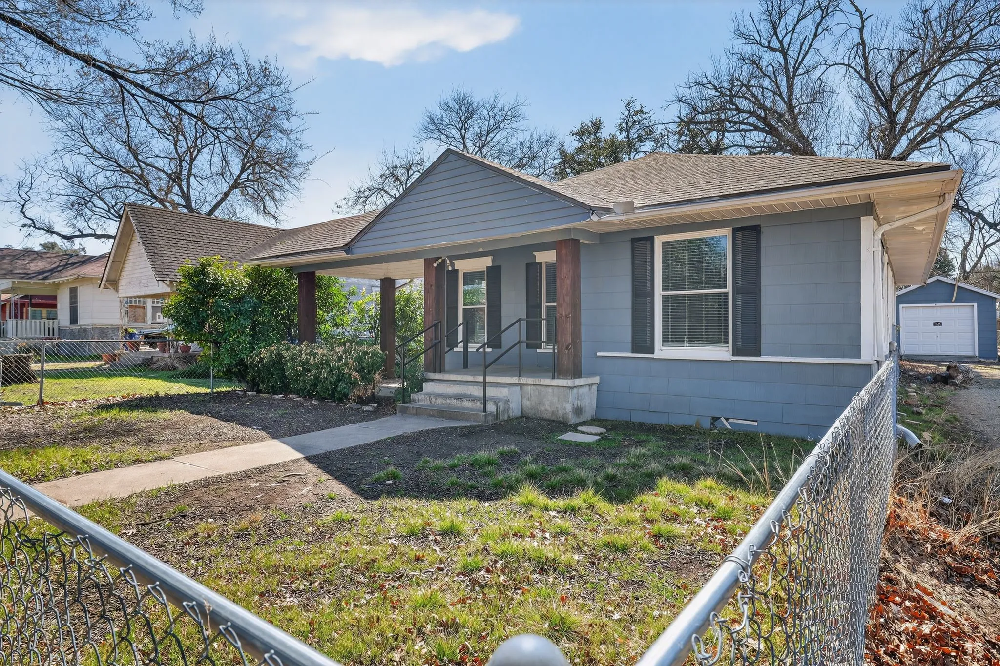 Single Family Residence For Sale in Mc Lennan County , 528 N 31st Street, Waco, Texas 76707, 3 Bedroom, 2 Bathroom, 1 Garage spaces, 1,388 Sqft, built in 1925, mls#21330610, Real Estate Agent in Waco, Homes For Sale in Mc Lennan county, Homes For Sale in Waco, Realtor in Waco Texas, Real Estate Brokerage Independent Realty Texas, Luminita Cordes Realtor
