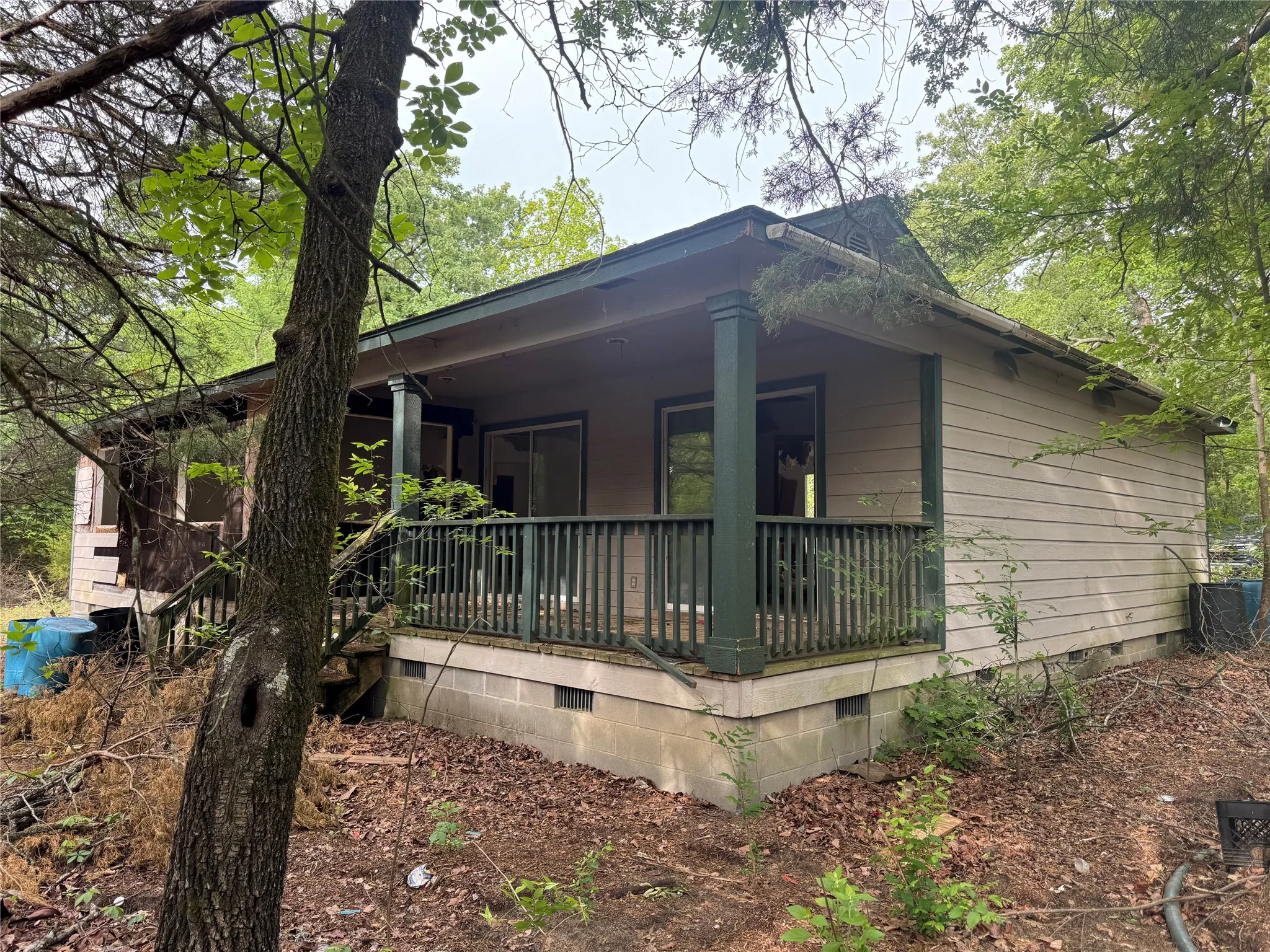 Single Family Residence For Sale in Van Zandt County , 690 Private Road 6926 Road, Eustace, Texas 75124, 3 Bedroom, 2 Bathroom, Garage spaces, 1,308 Sqft, built in 1996, mls#21330645, Real Estate Agent in Eustace, Homes For Sale in Van Zandt county, Homes For Sale in Eustace, Realtor in Eustace Texas, Real Estate Brokerage Independent Realty Texas, Luminita Cordes Realtor
