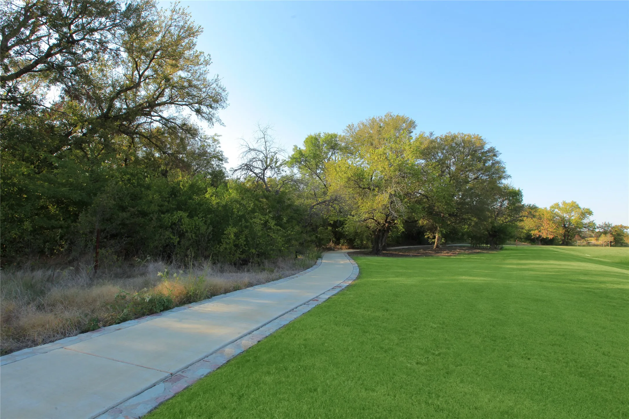 Single Family Residence For Sale in Rockwall County , 1136 Vletti Drive, Fate, Texas 75087, 4 Bedroom, 4 Bathroom, 3 Garage spaces, 2,852 Sqft, built in 2026, mls#21330682, Real Estate Agent in Fate, Homes For Sale in Rockwall county, Homes For Sale in Fate, Realtor in Fate Texas, Real Estate Brokerage Independent Realty Texas, Luminita Cordes Realtor